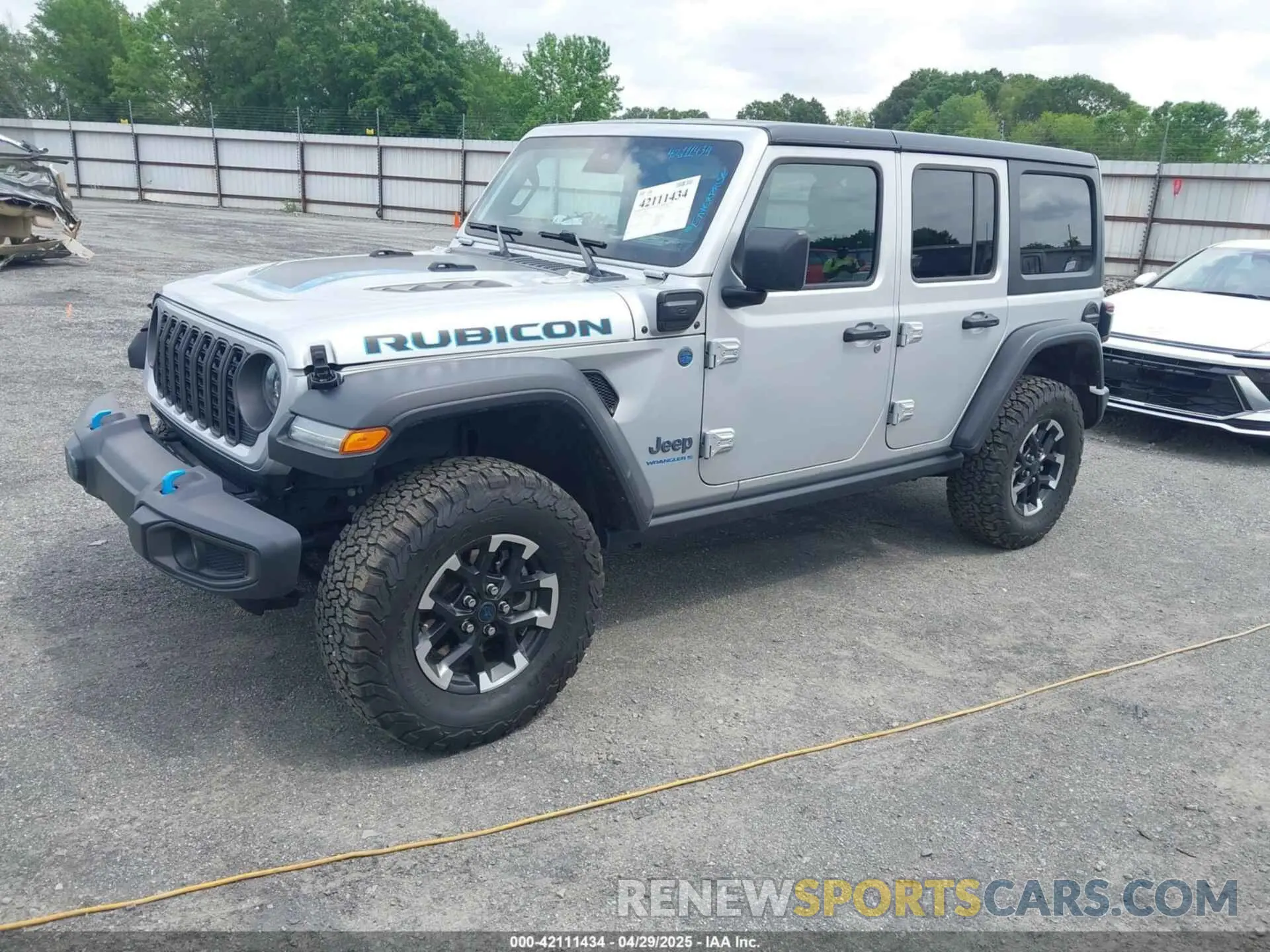 2 Photograph of a damaged car 1C4RJXR61RW224506 JEEP WRANGLER 4XE 2024