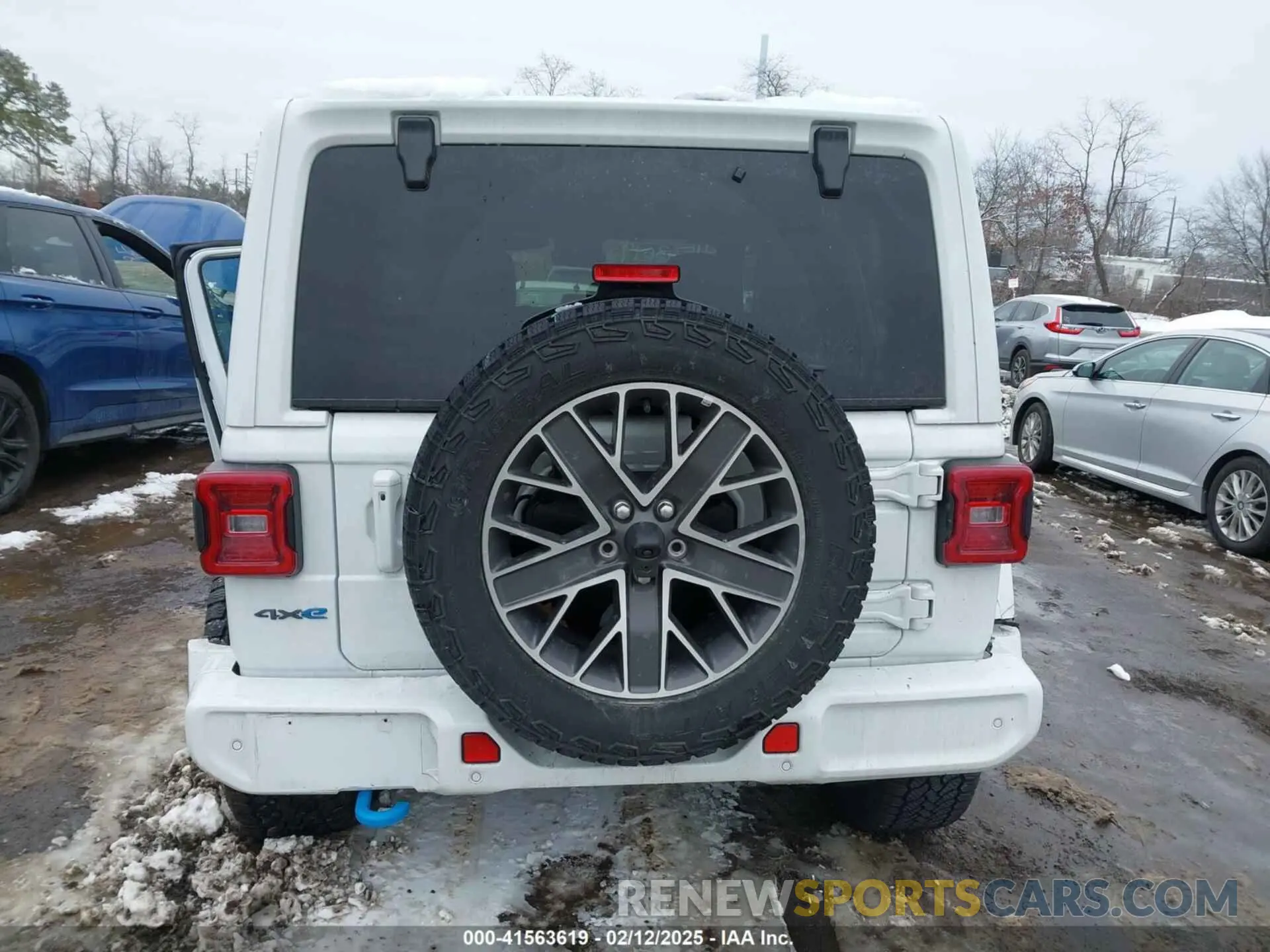 16 Photograph of a damaged car 1C4RJXU66RW174919 JEEP WRANGLER 4XE 2024