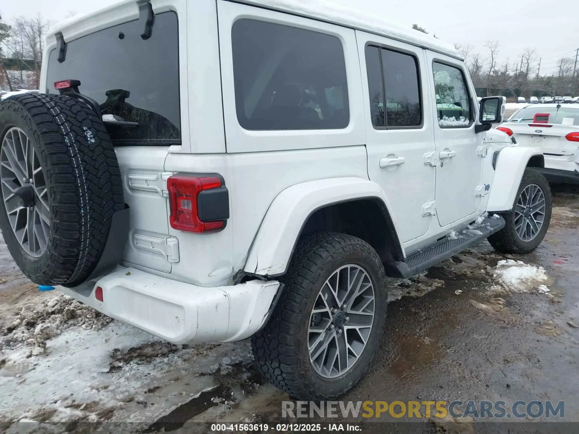 4 Photograph of a damaged car 1C4RJXU66RW174919 JEEP WRANGLER 4XE 2024