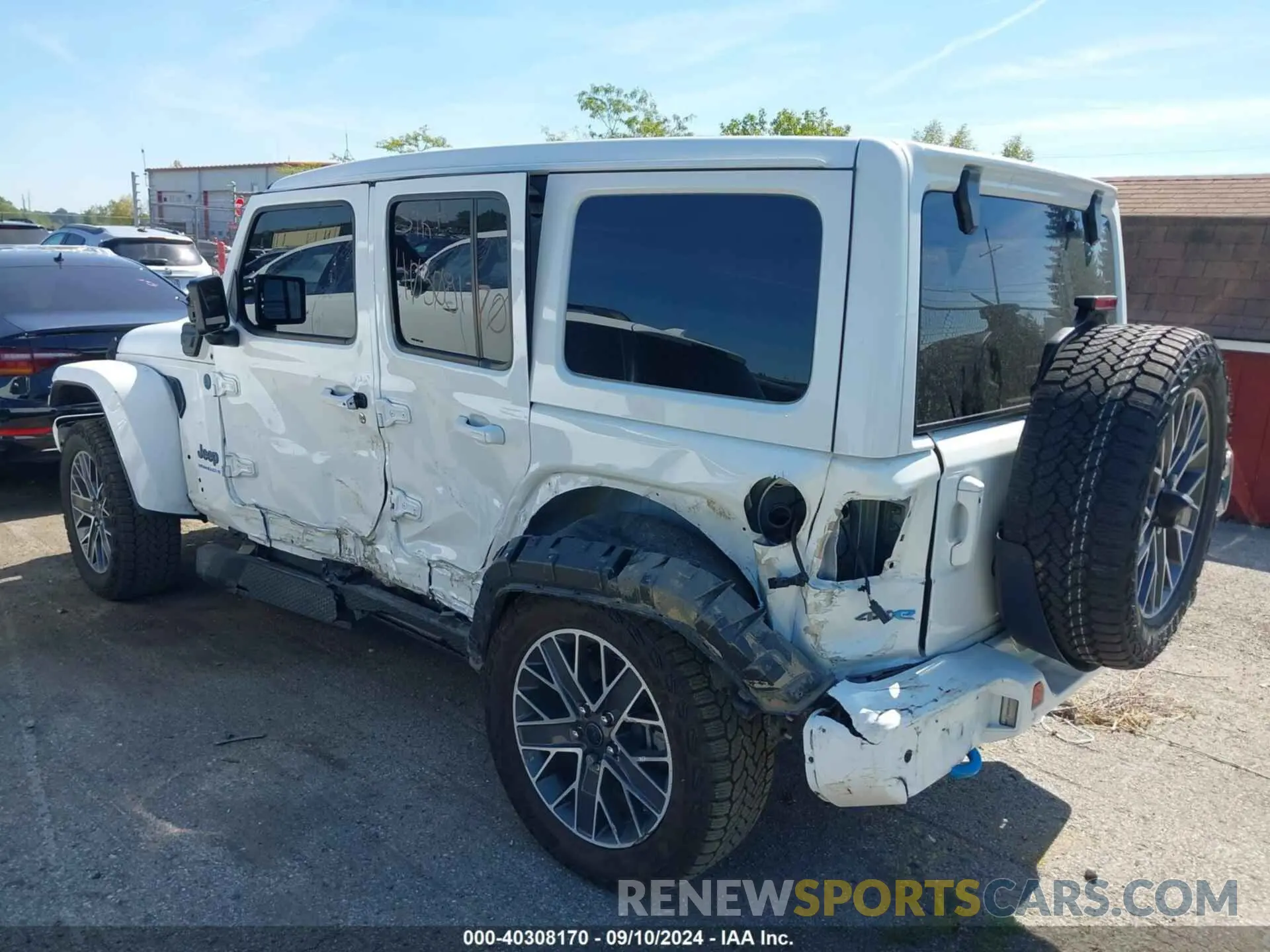 3 Фотография поврежденного автомобиля 1C4RJXU69RW190368 JEEP WRANGLER 4XE 2024