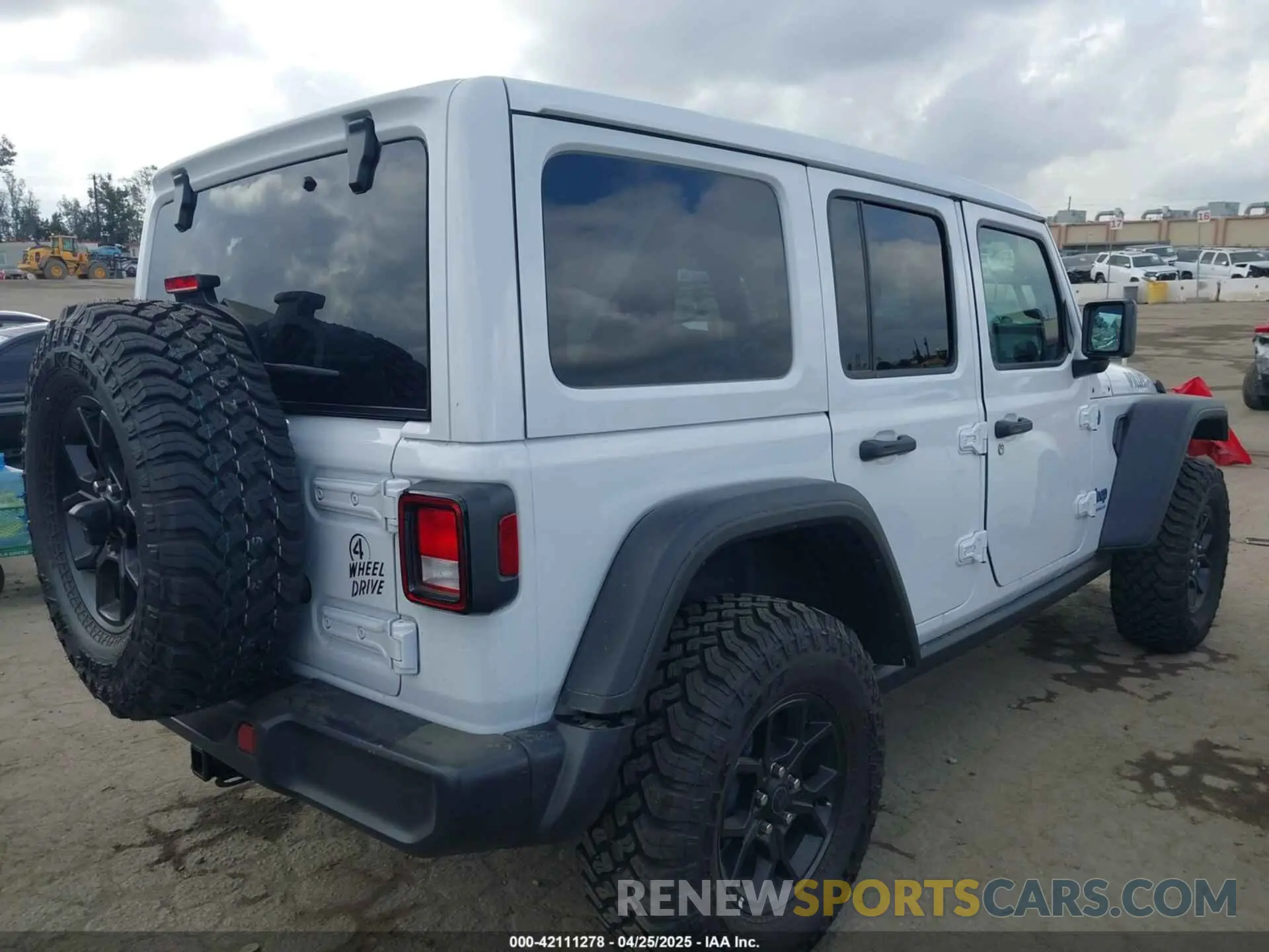 4 Photograph of a damaged car 1C4RJXN66SW519807 JEEP WRANGLER 4XE 2025