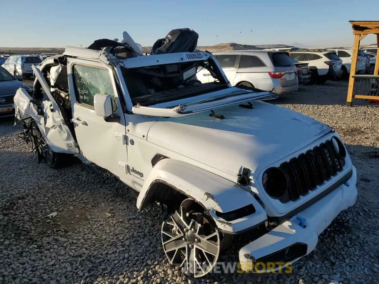 4 Photograph of a damaged car 1C4RJXU6XRW232904 JEEP WRANGLER H 2024