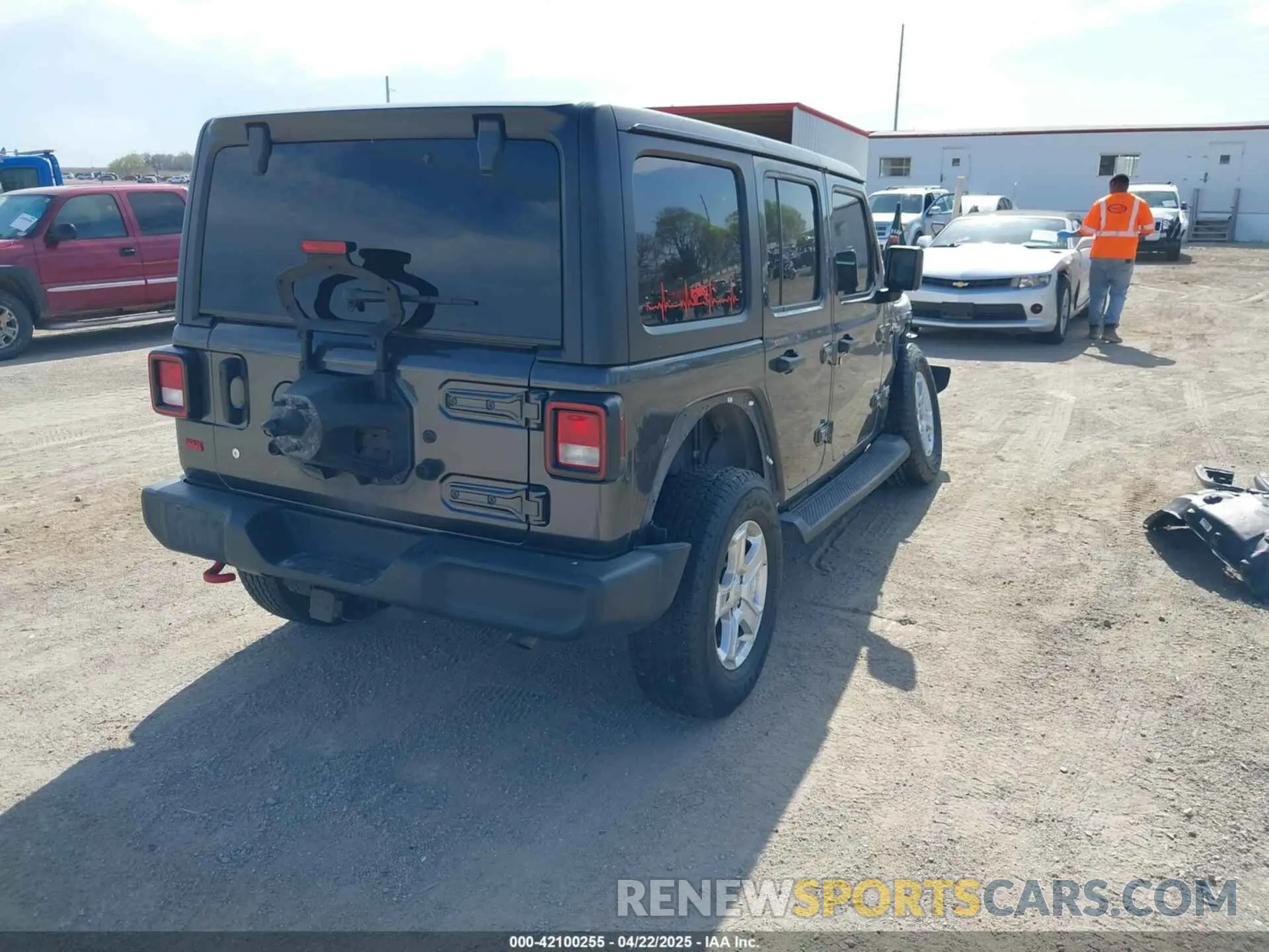 4 Photograph of a damaged car 1C4HJXDG0KW541940 JEEP WRANGLER UNLIMITED 2019