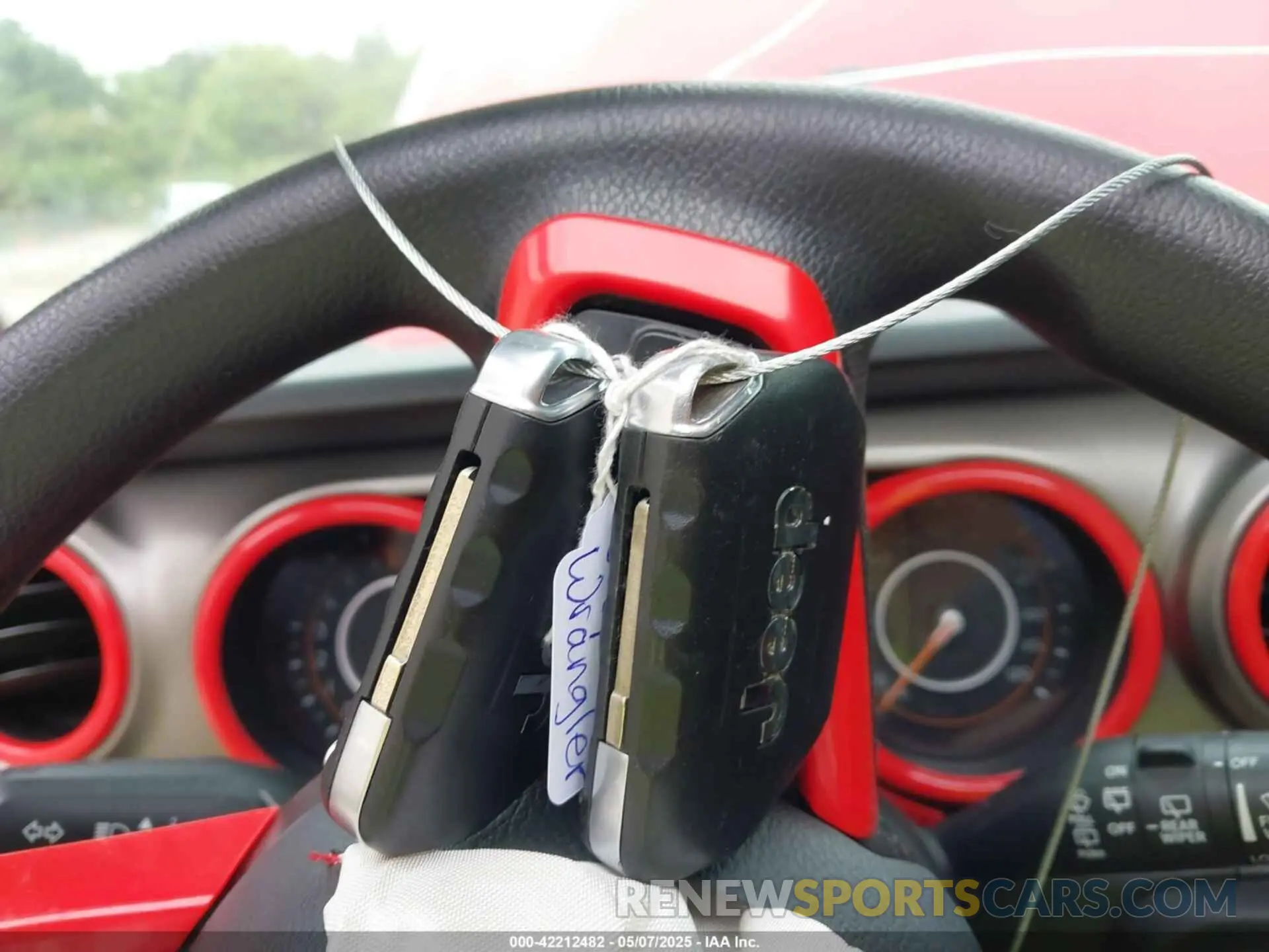 11 Photograph of a damaged car 1C4HJXDG0KW560147 JEEP WRANGLER UNLIMITED 2019