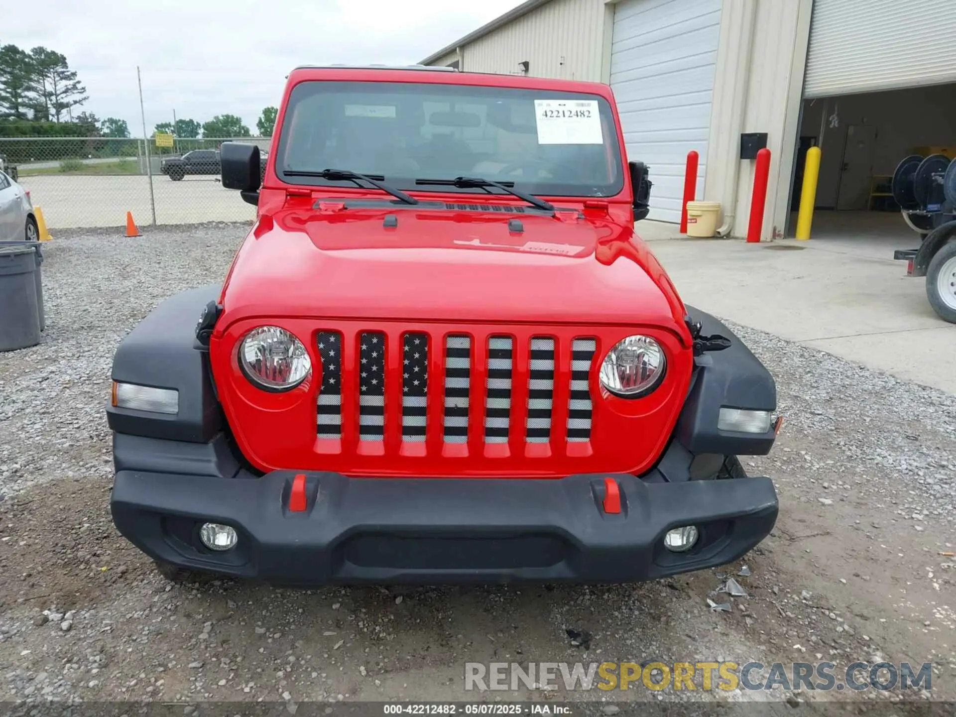 12 Photograph of a damaged car 1C4HJXDG0KW560147 JEEP WRANGLER UNLIMITED 2019