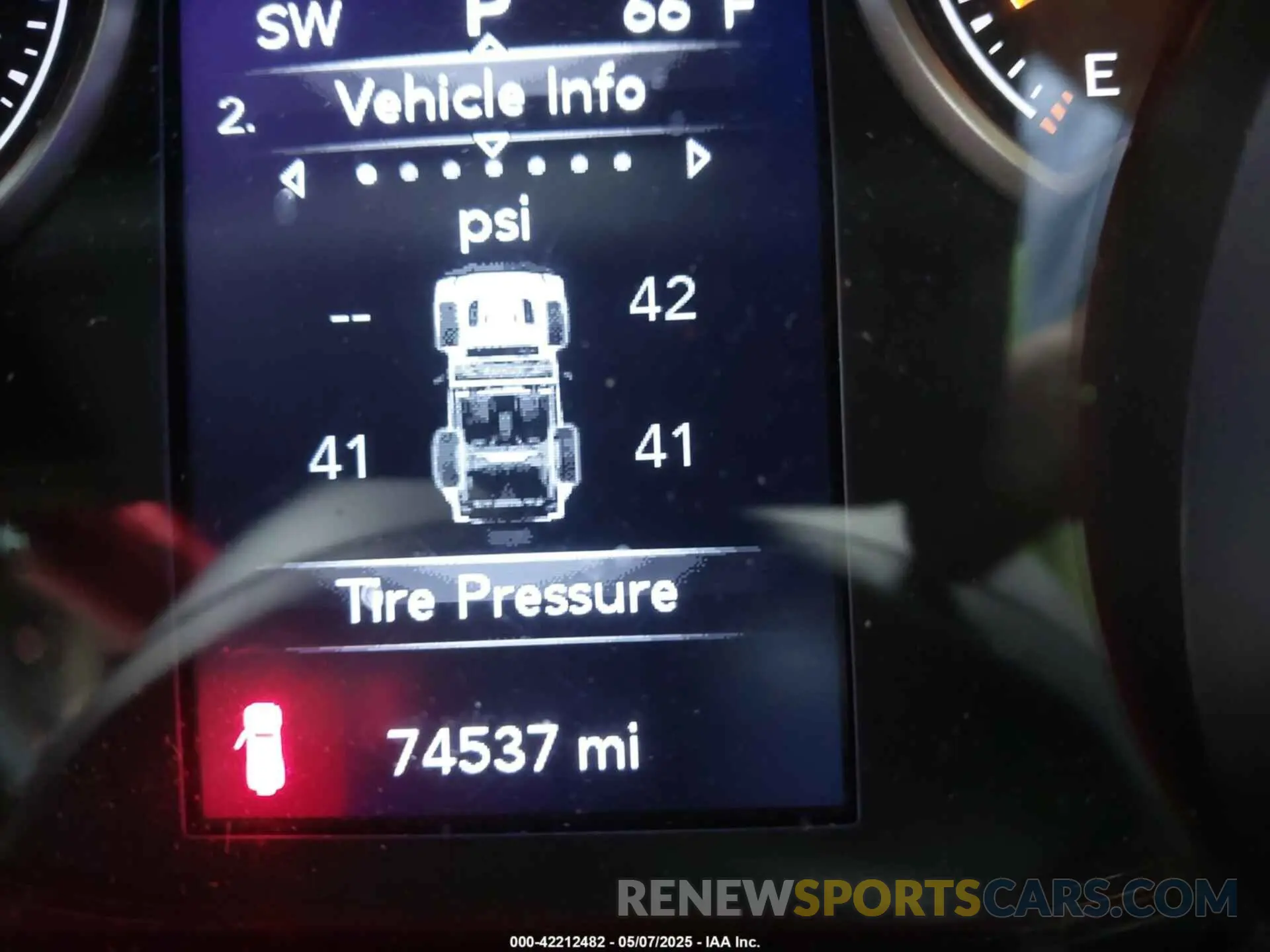 15 Photograph of a damaged car 1C4HJXDG0KW560147 JEEP WRANGLER UNLIMITED 2019