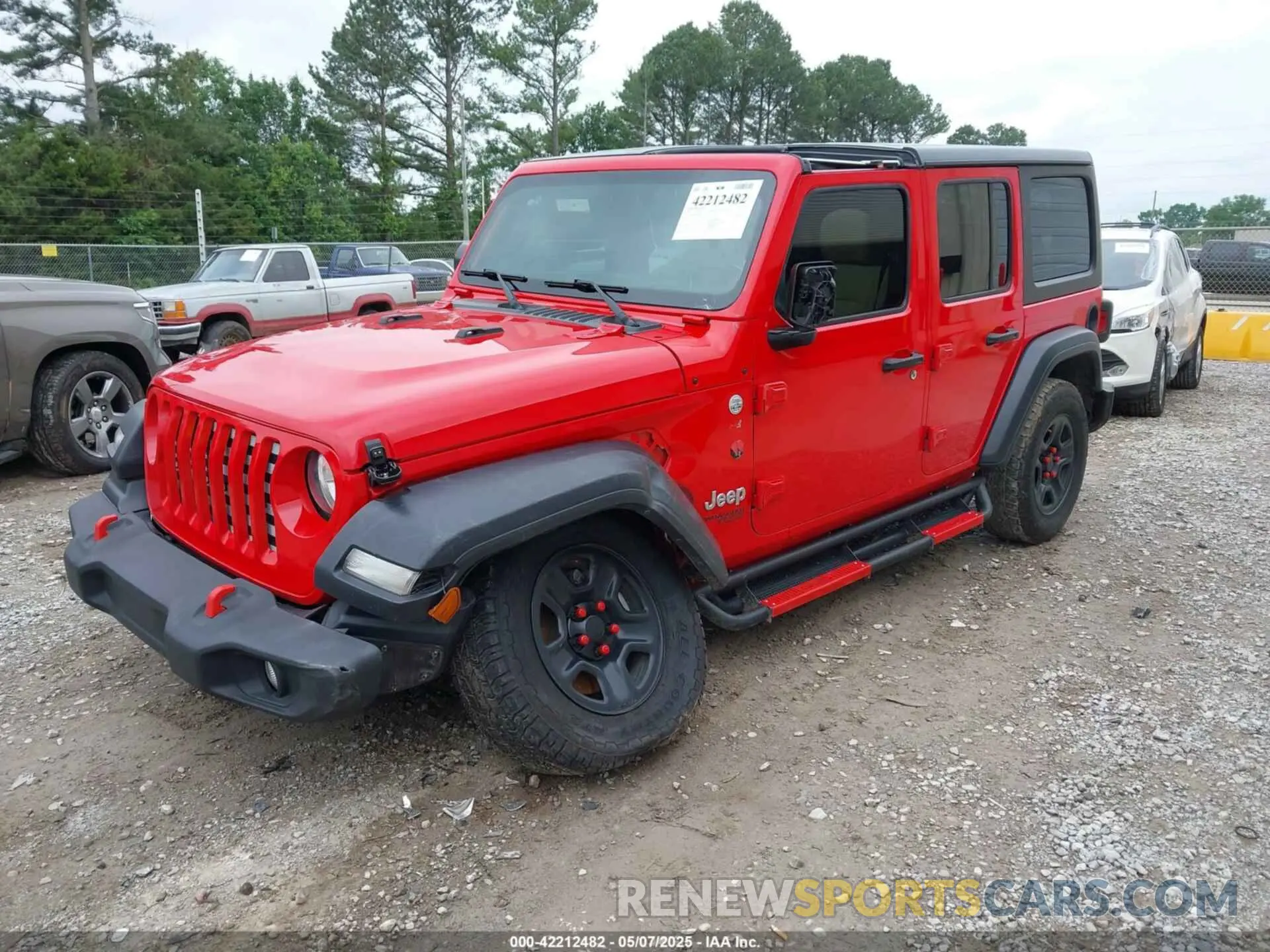 2 Photograph of a damaged car 1C4HJXDG0KW560147 JEEP WRANGLER UNLIMITED 2019