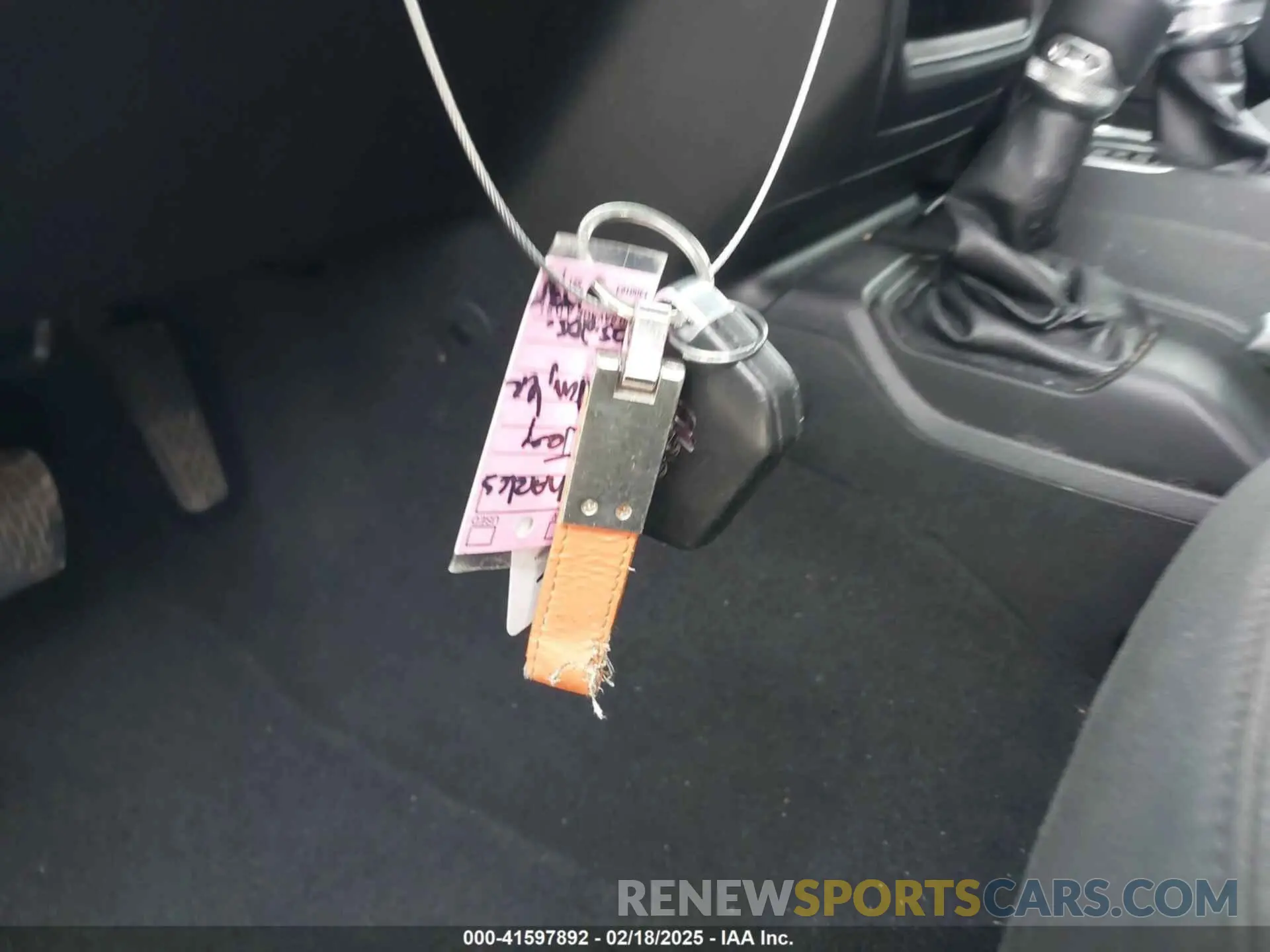 11 Photograph of a damaged car 1C4HJXDG4KW518726 JEEP WRANGLER UNLIMITED 2019