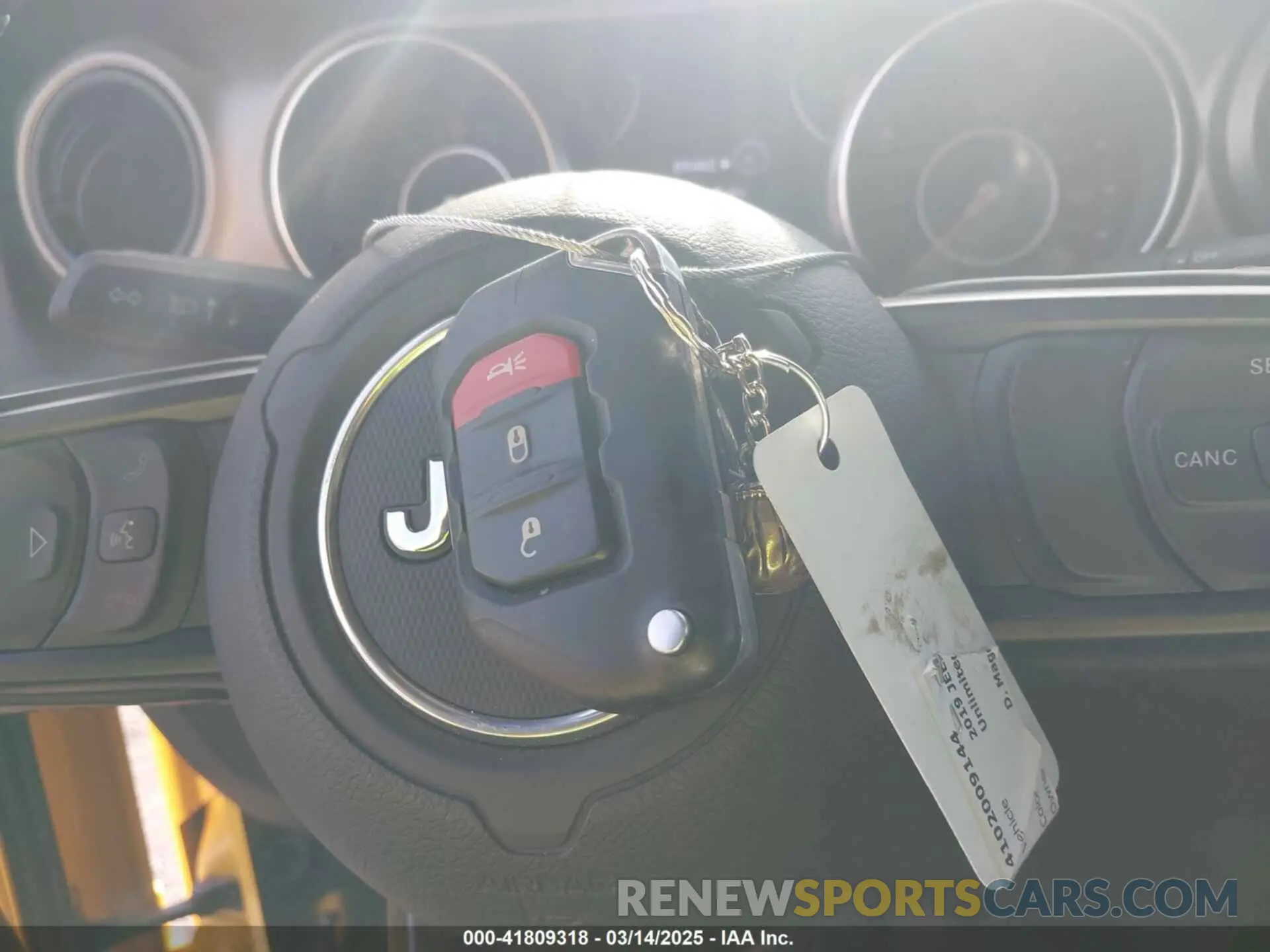 11 Фотография поврежденного автомобиля 1C4HJXDG4KW579364 JEEP WRANGLER UNLIMITED 2019