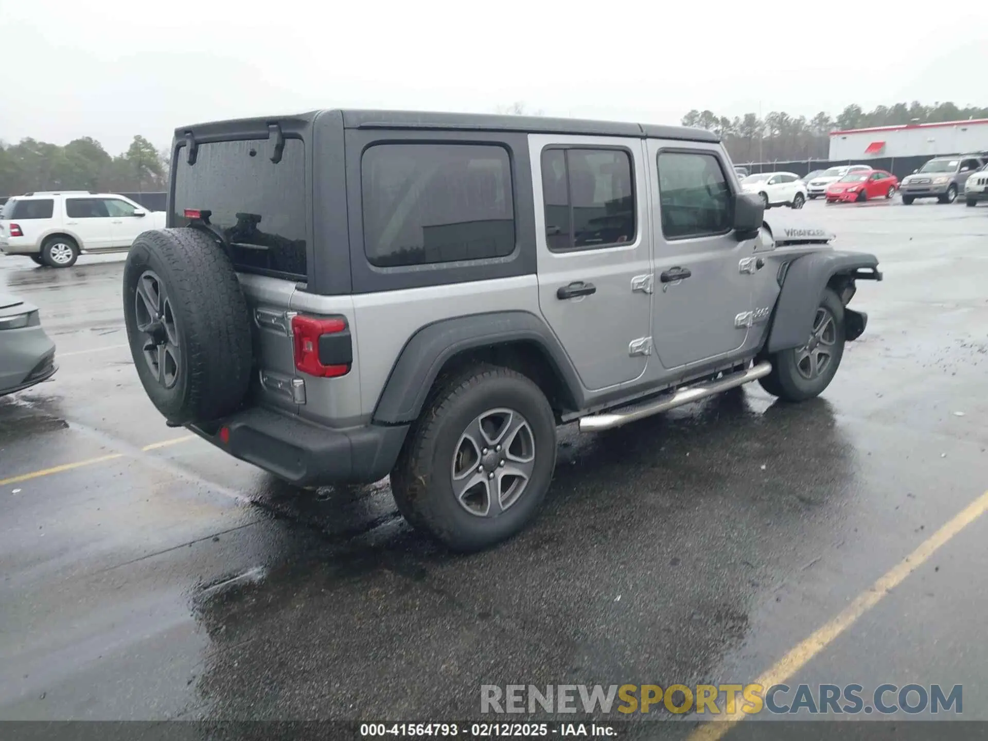 4 Photograph of a damaged car 1C4HJXDG7KW558525 JEEP WRANGLER UNLIMITED 2019