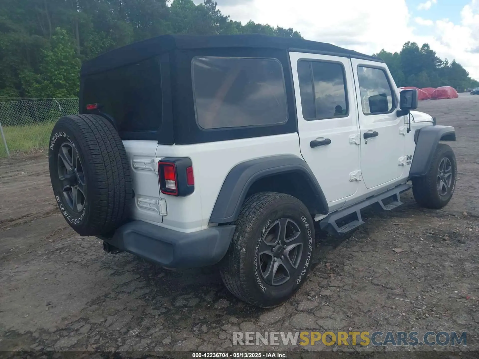 4 Фотография поврежденного автомобиля 1C4HJXDG7KW597096 JEEP WRANGLER UNLIMITED 2019