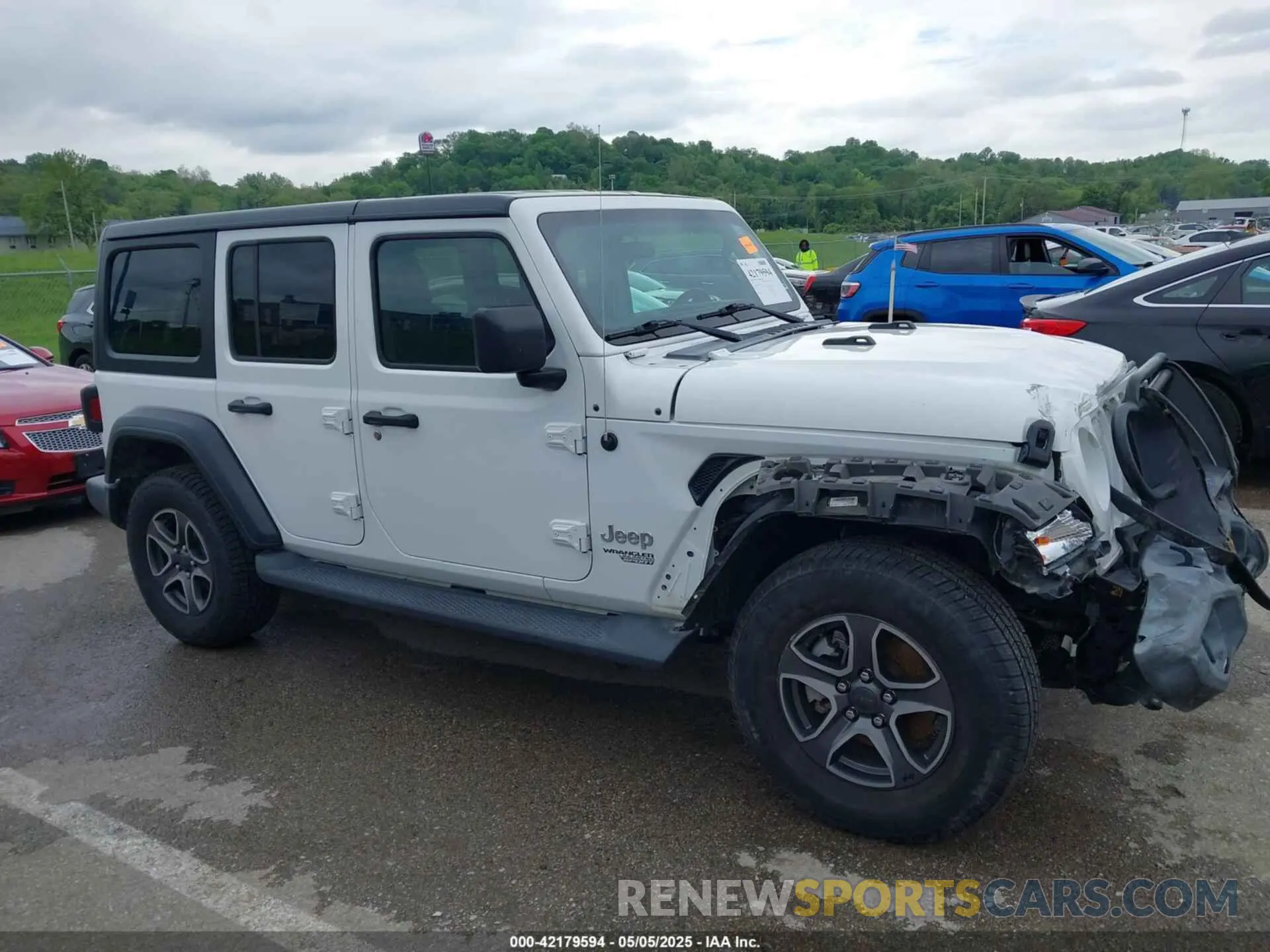 14 Photograph of a damaged car 1C4HJXDG9KW578596 JEEP WRANGLER UNLIMITED 2019