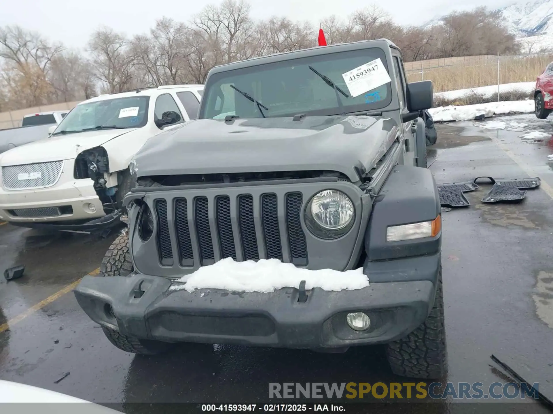 12 Photograph of a damaged car 1C4HJXDG9KW650588 JEEP WRANGLER UNLIMITED 2019