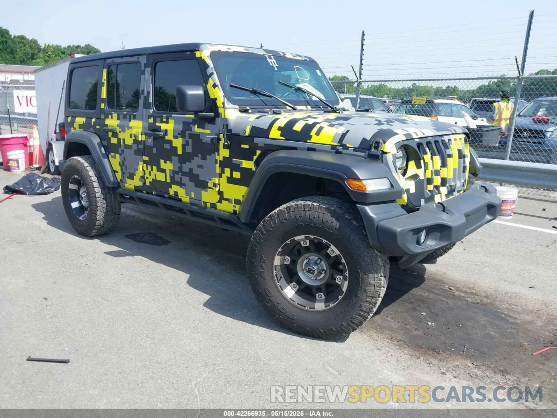 1 Photograph of a damaged car 1C4HJXDN0KW682649 JEEP WRANGLER UNLIMITED 2019