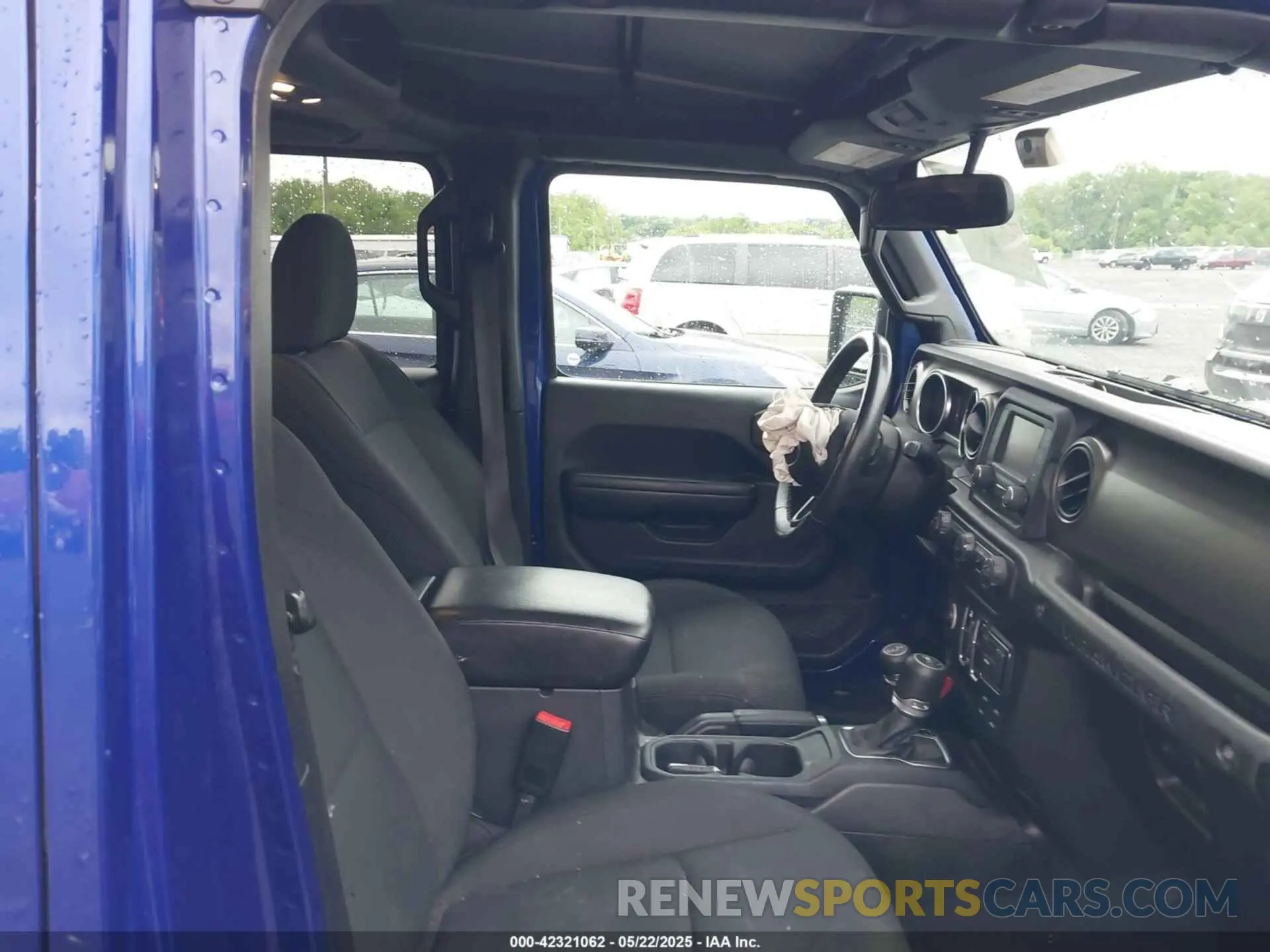 5 Photograph of a damaged car 1C4HJXDN3KW547195 JEEP WRANGLER UNLIMITED 2019