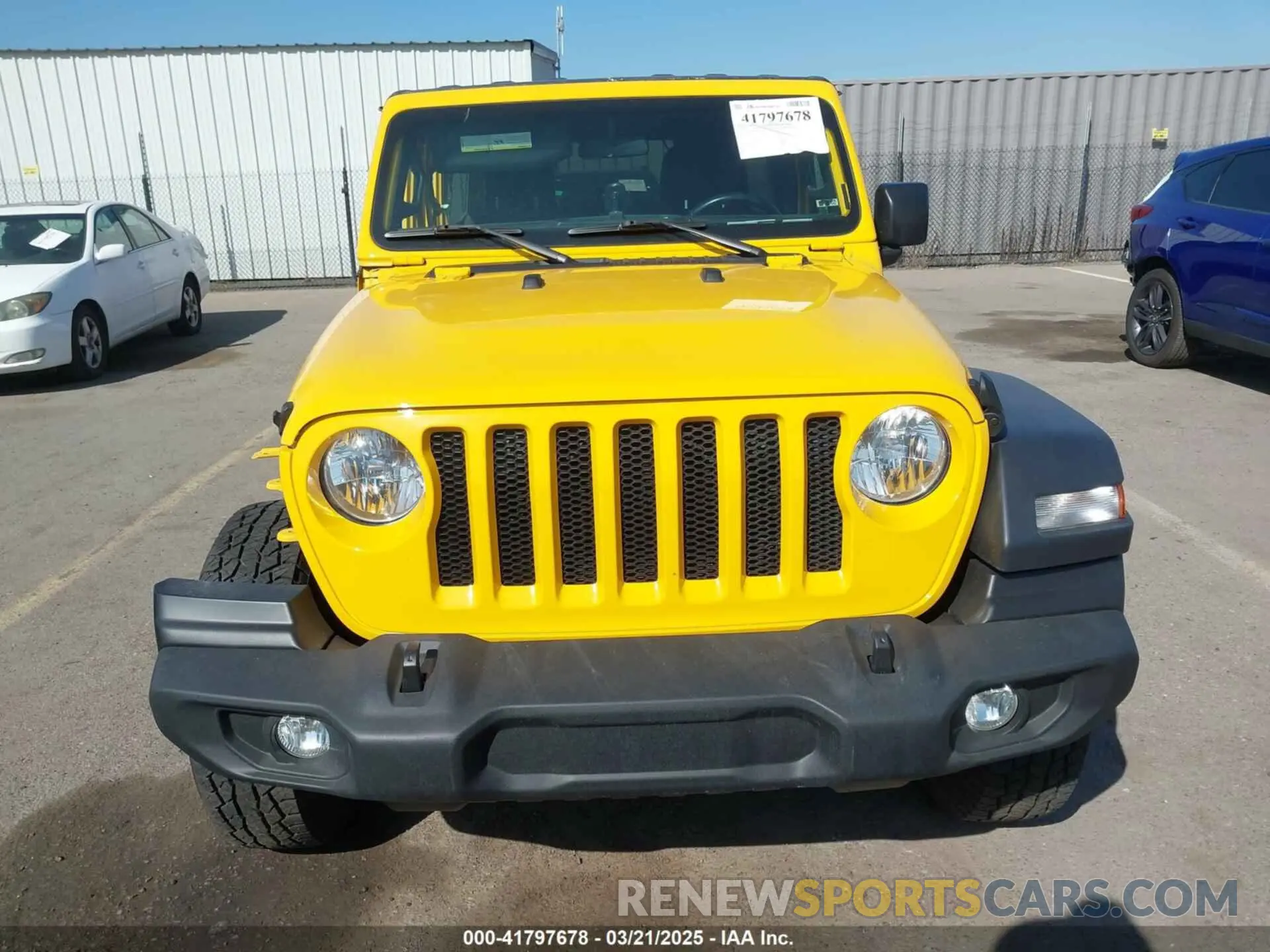 13 Photograph of a damaged car 1C4HJXDN6KW593281 JEEP WRANGLER UNLIMITED 2019