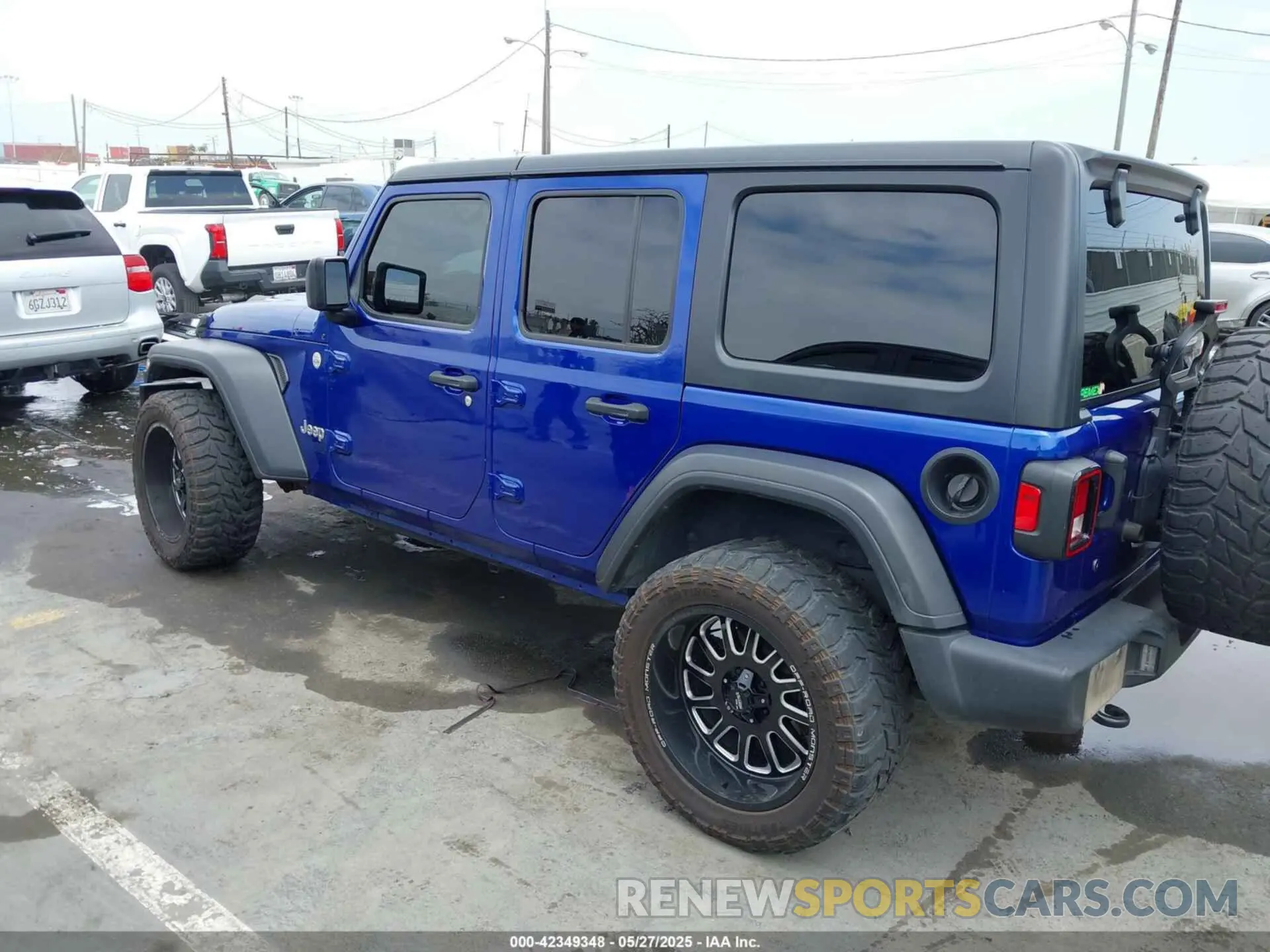 3 Фотография поврежденного автомобиля 1C4HJXDNXKW646905 JEEP WRANGLER UNLIMITED 2019