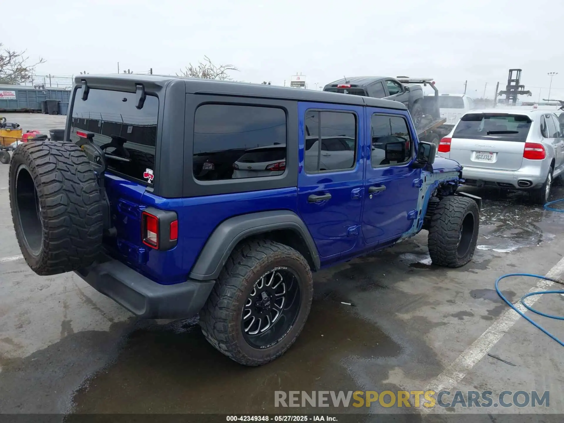 4 Фотография поврежденного автомобиля 1C4HJXDNXKW646905 JEEP WRANGLER UNLIMITED 2019