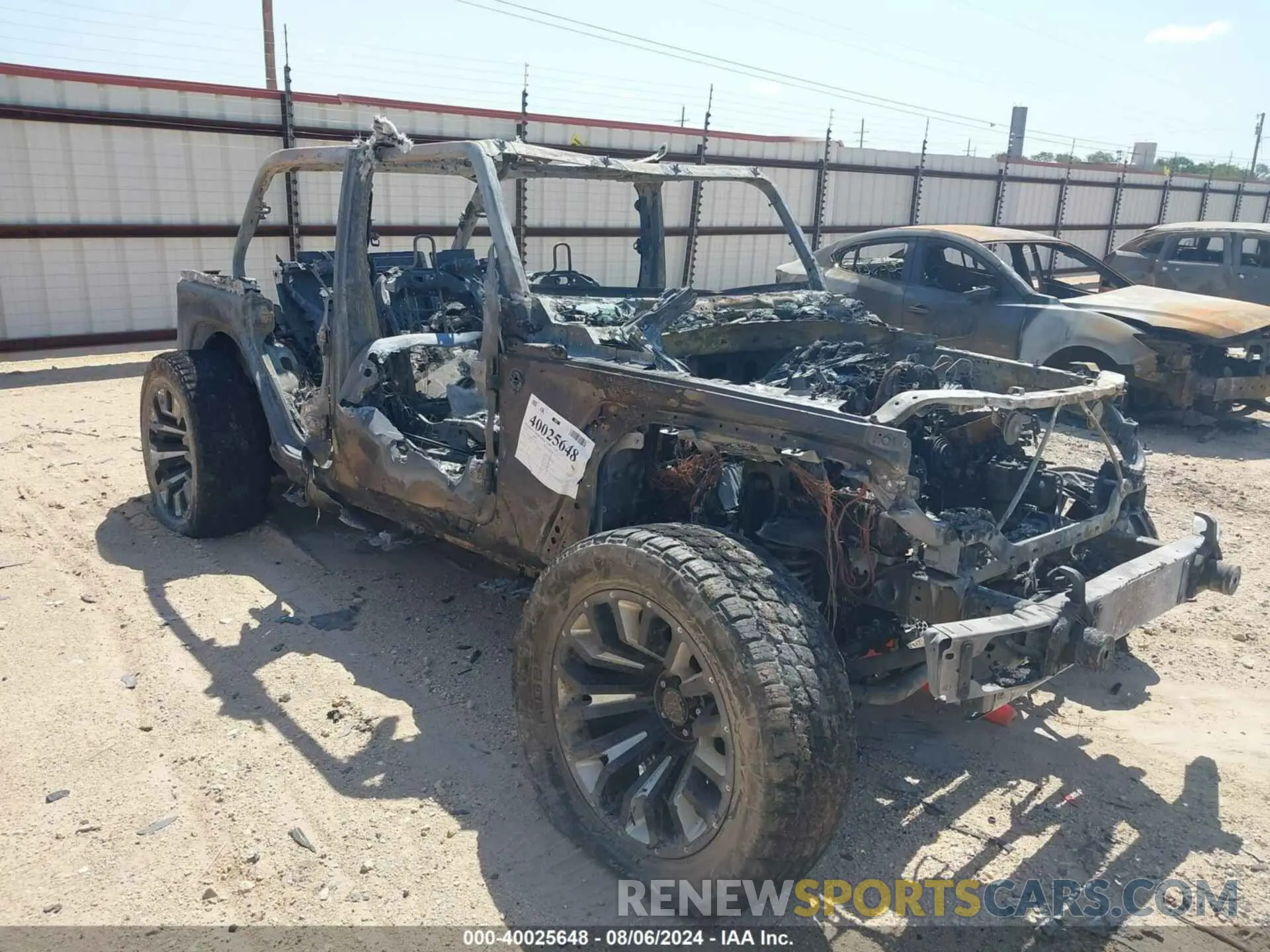1 Photograph of a damaged car 1C4HJXEG0KW528118 JEEP WRANGLER UNLIMITED 2019