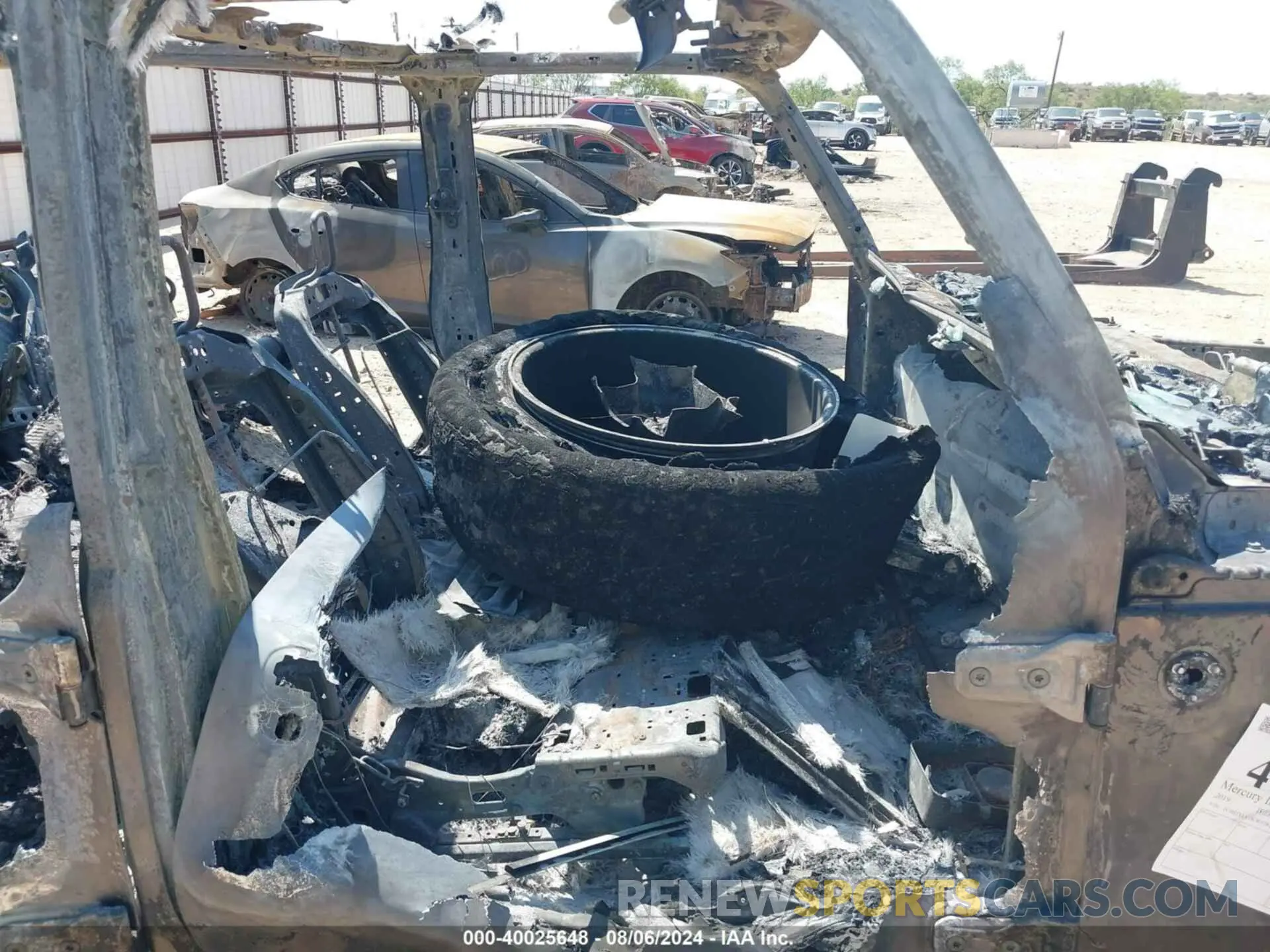 5 Photograph of a damaged car 1C4HJXEG0KW528118 JEEP WRANGLER UNLIMITED 2019