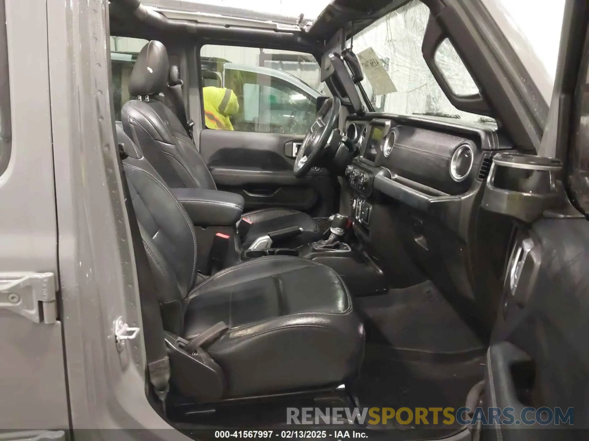 5 Photograph of a damaged car 1C4HJXEG4KW527280 JEEP WRANGLER UNLIMITED 2019