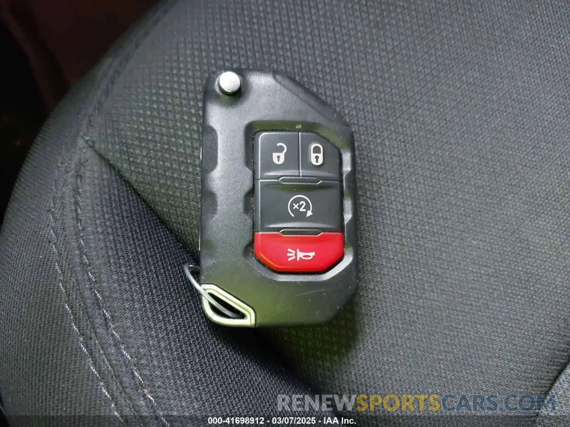 11 Photograph of a damaged car 1C4HJXEG5KW532861 JEEP WRANGLER UNLIMITED 2019