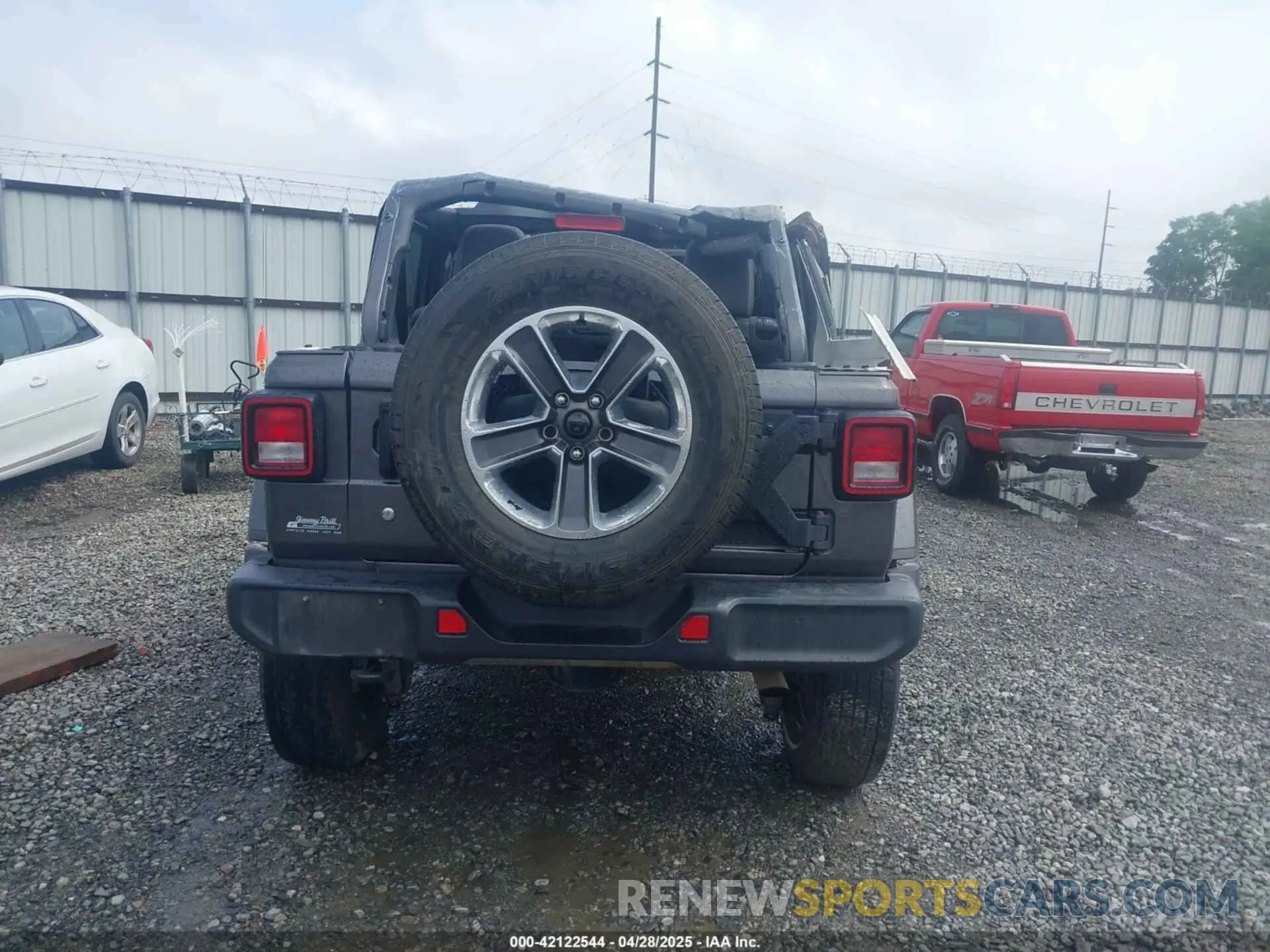16 Photograph of a damaged car 1C4HJXEG8KW627530 JEEP WRANGLER UNLIMITED 2019