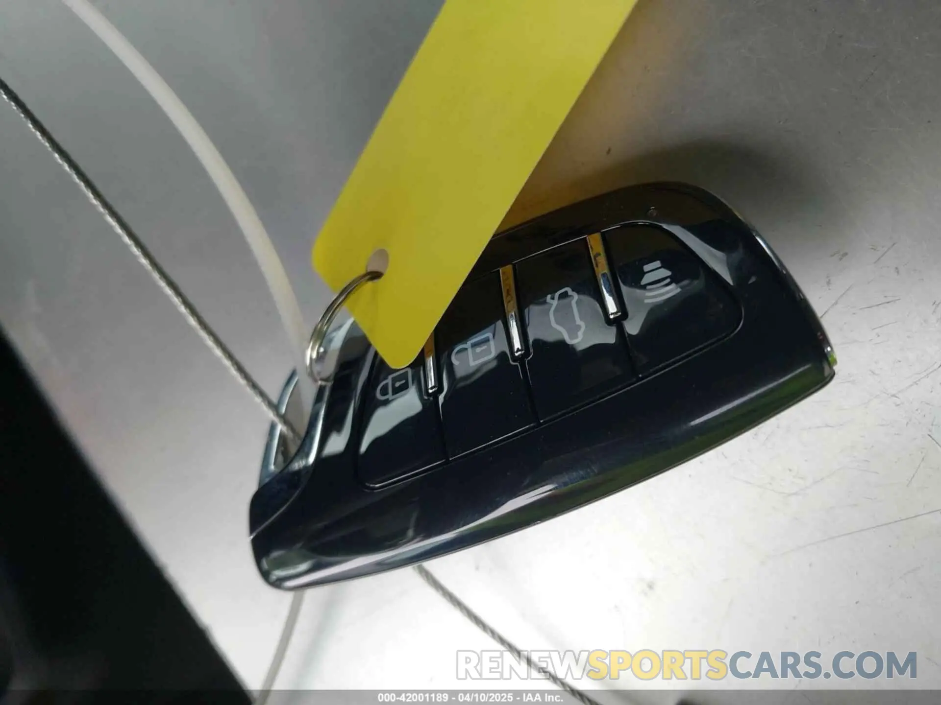 11 Photograph of a damaged car 1C4HJXEN0KW623325 JEEP WRANGLER UNLIMITED 2019