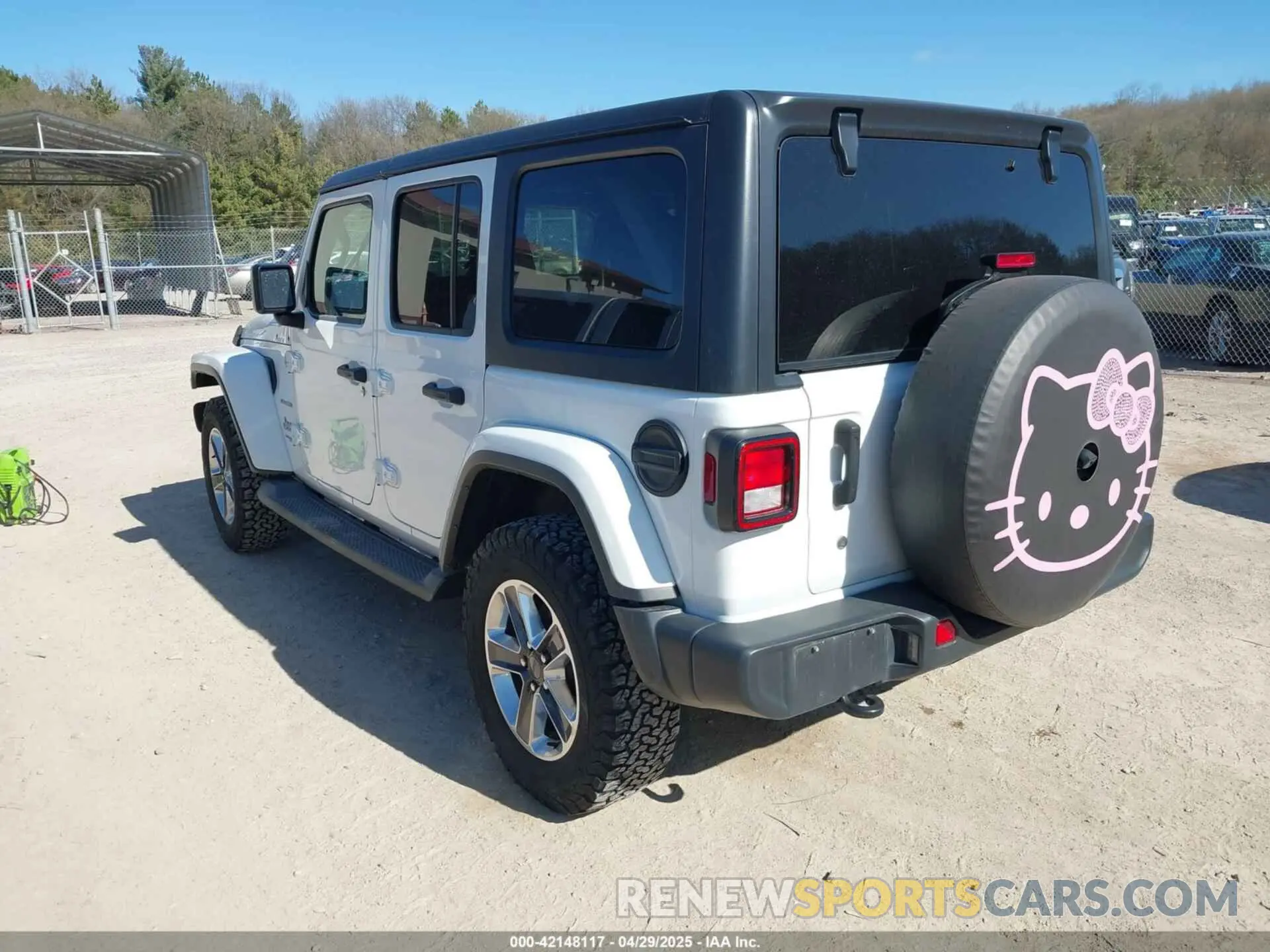3 Photograph of a damaged car 1C4HJXEN3KW591602 JEEP WRANGLER UNLIMITED 2019