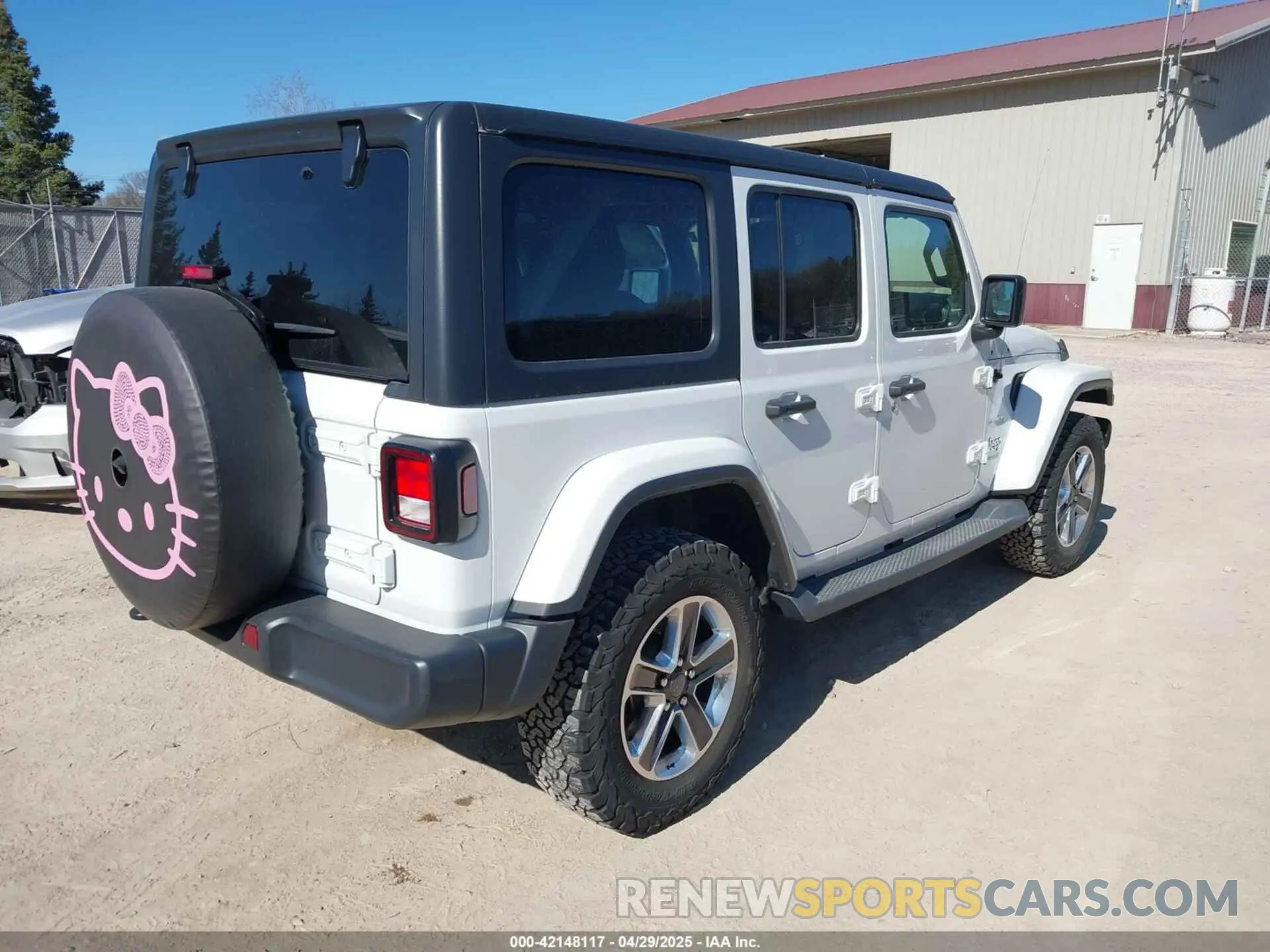4 Photograph of a damaged car 1C4HJXEN3KW591602 JEEP WRANGLER UNLIMITED 2019