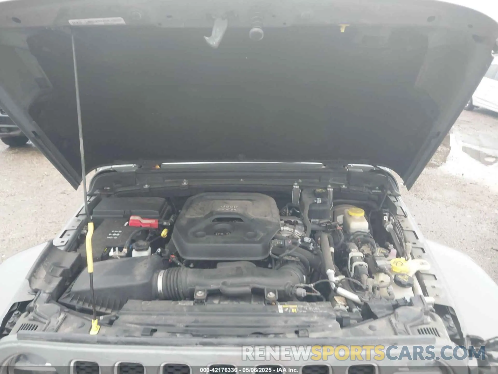10 Photograph of a damaged car 1C4HJXEN6KW500998 JEEP WRANGLER UNLIMITED 2019