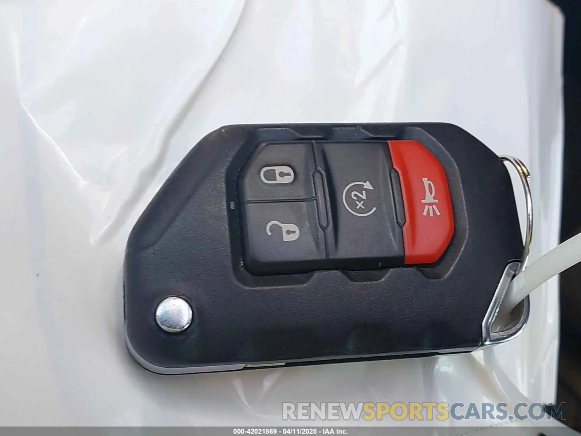 11 Фотография поврежденного автомобиля 1C4HJXENXKW684942 JEEP WRANGLER UNLIMITED 2019