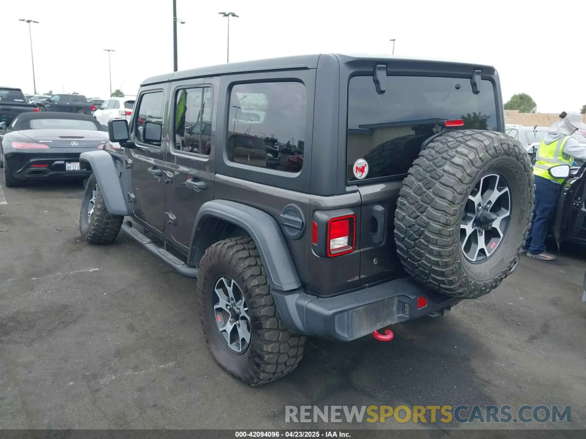 3 Фотография поврежденного автомобиля 1C4HJXFN9KW505384 JEEP WRANGLER UNLIMITED 2019