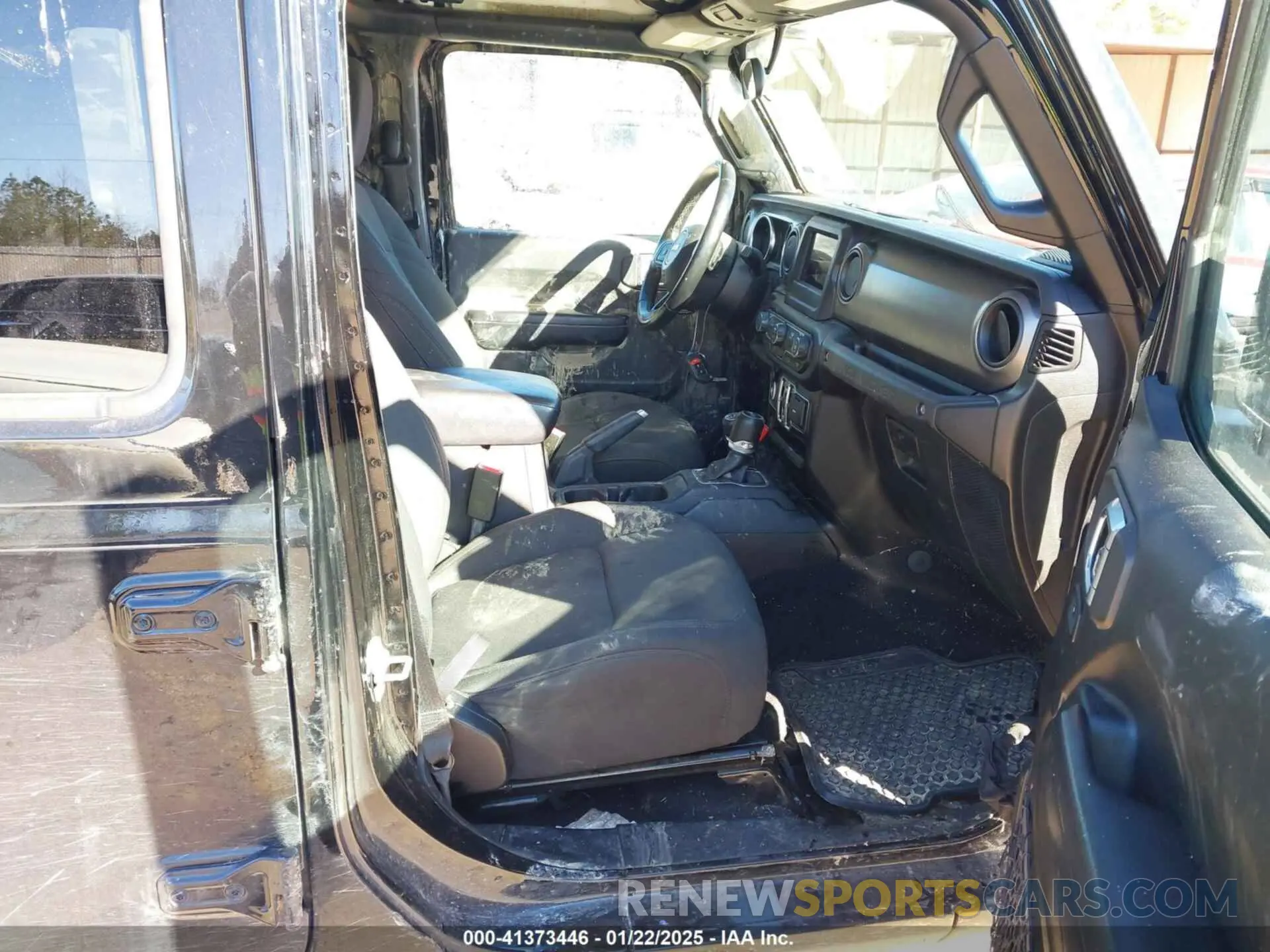 5 Photograph of a damaged car 1C4HJXDG0LW171400 JEEP WRANGLER UNLIMITED 2020