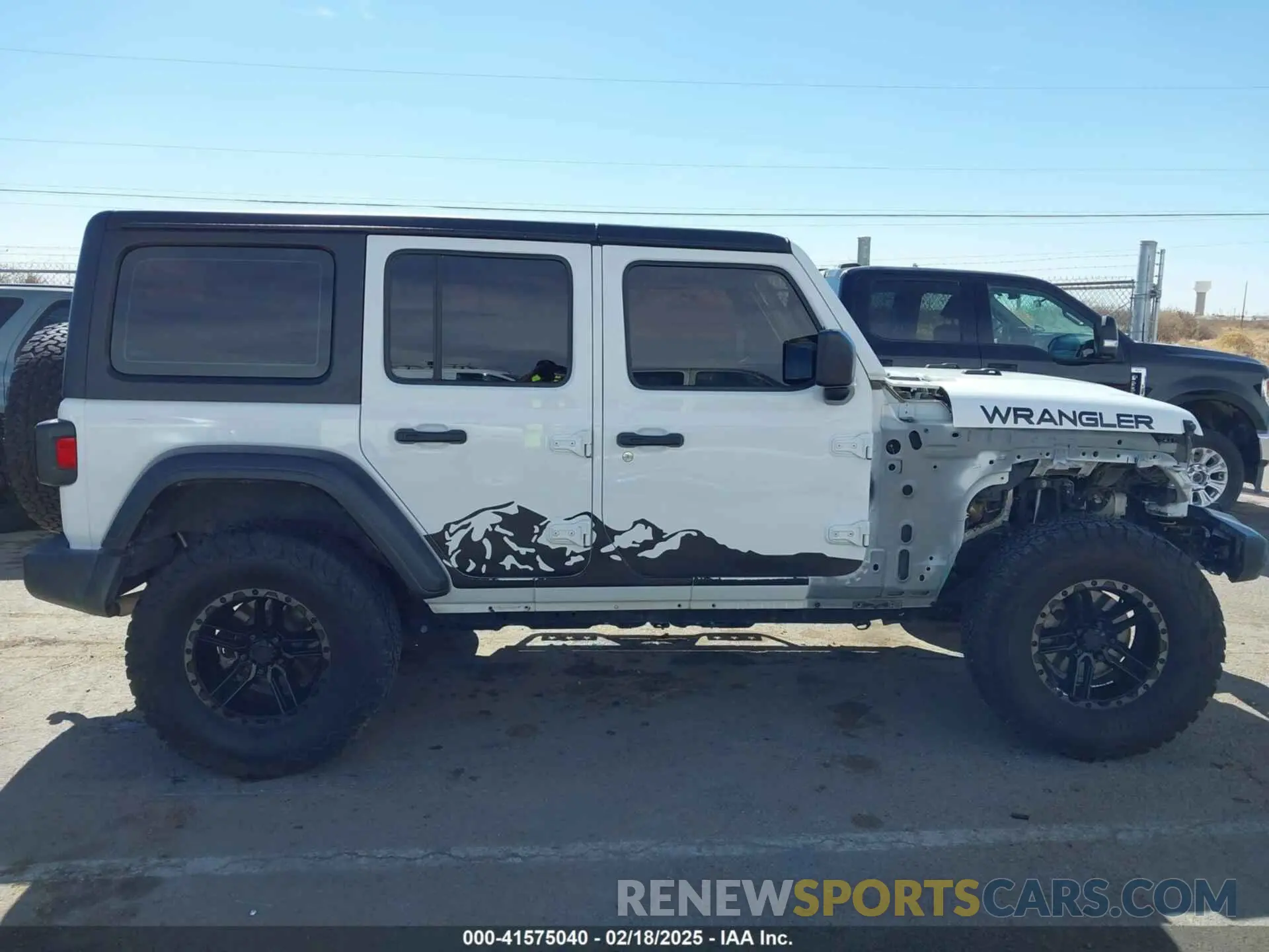 14 Photograph of a damaged car 1C4HJXDG0LW174393 JEEP WRANGLER UNLIMITED 2020