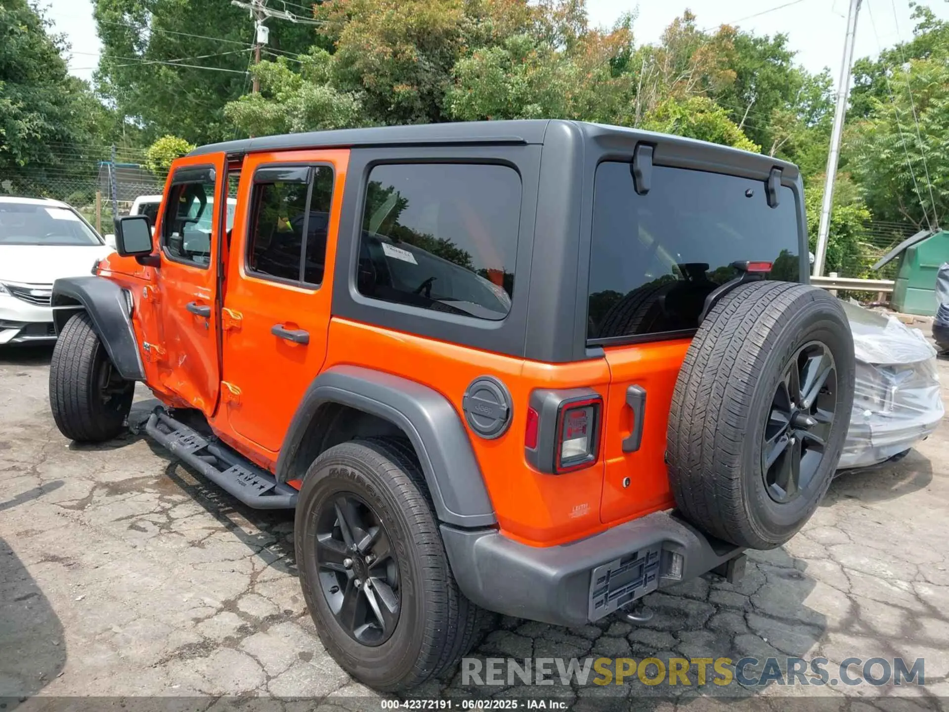 3 Photograph of a damaged car 1C4HJXDG0LW201902 JEEP WRANGLER UNLIMITED 2020