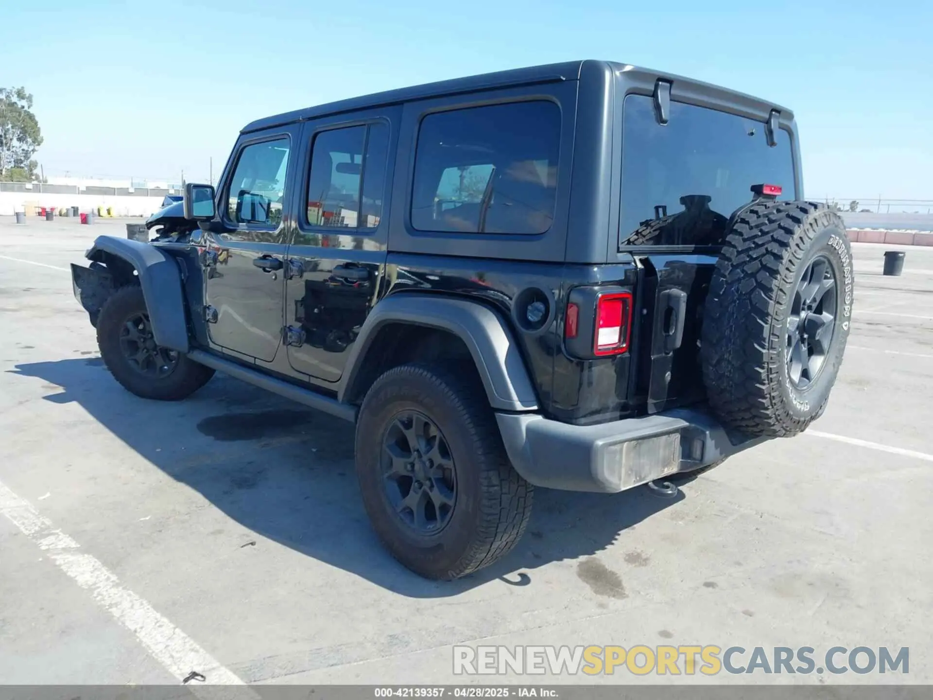 3 Фотография поврежденного автомобиля 1C4HJXDG0LW238819 JEEP WRANGLER UNLIMITED 2020
