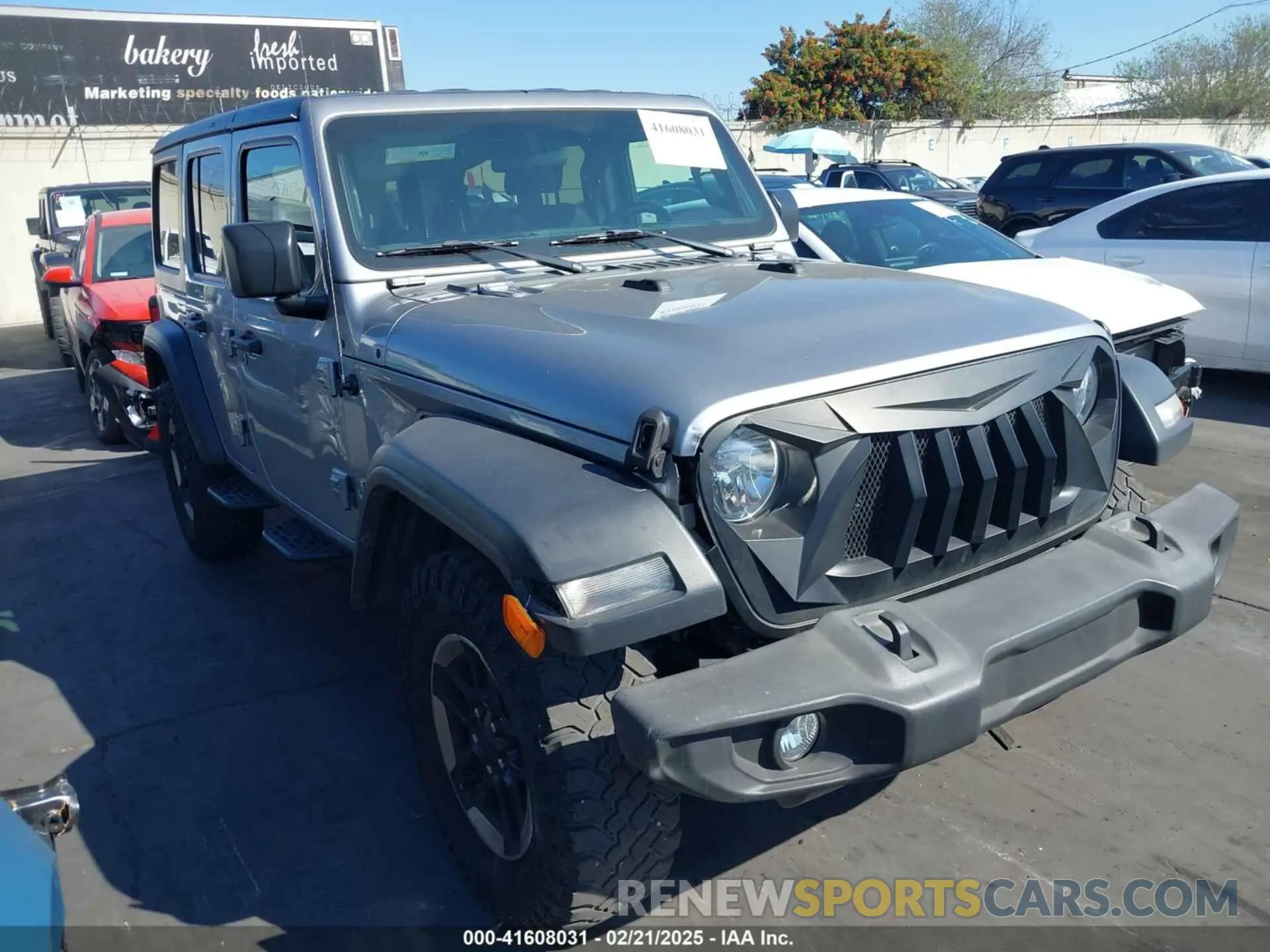 1 Фотография поврежденного автомобиля 1C4HJXDG0LW296896 JEEP WRANGLER UNLIMITED 2020