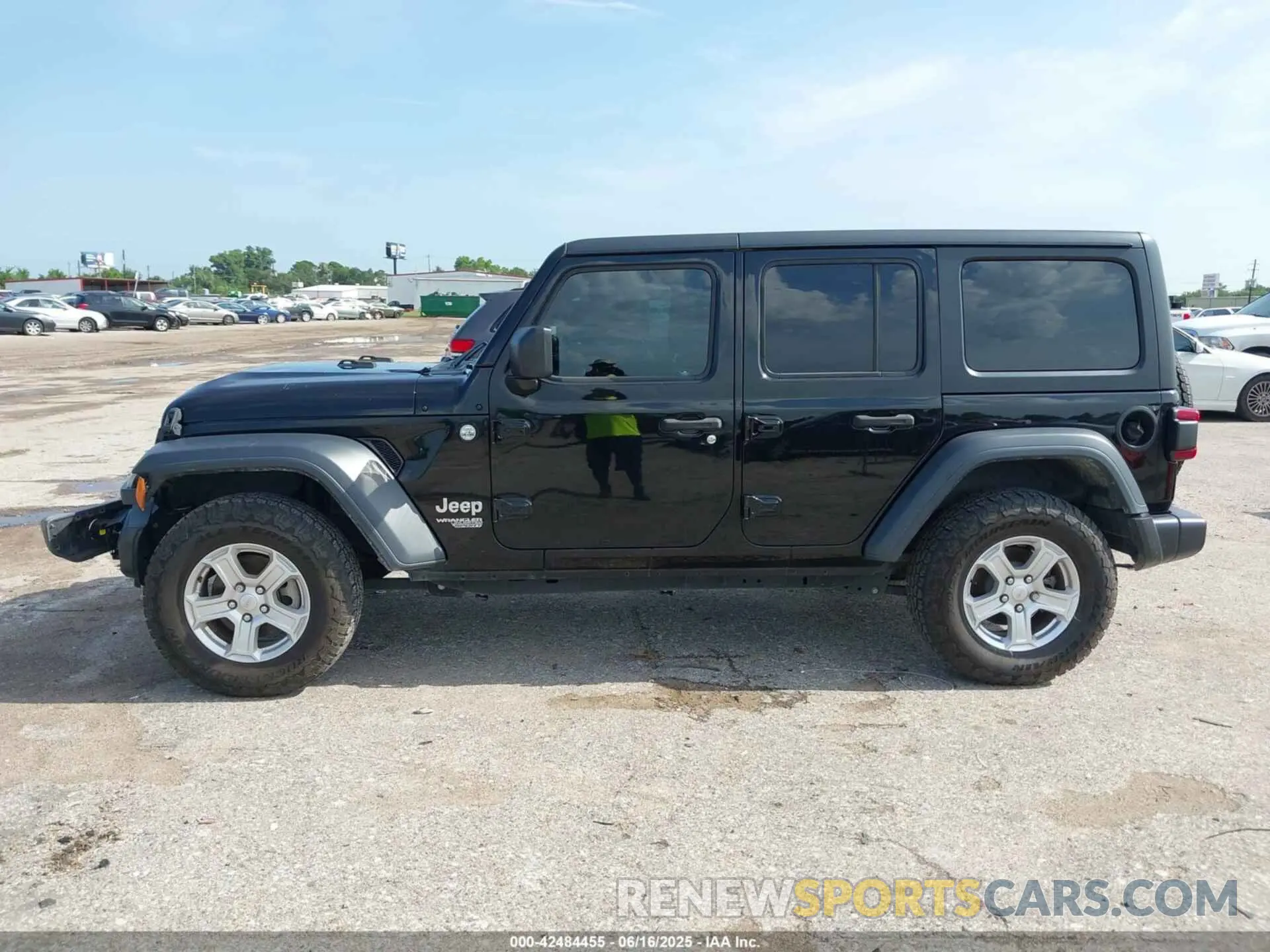 14 Photograph of a damaged car 1C4HJXDG1LW221916 JEEP WRANGLER UNLIMITED 2020