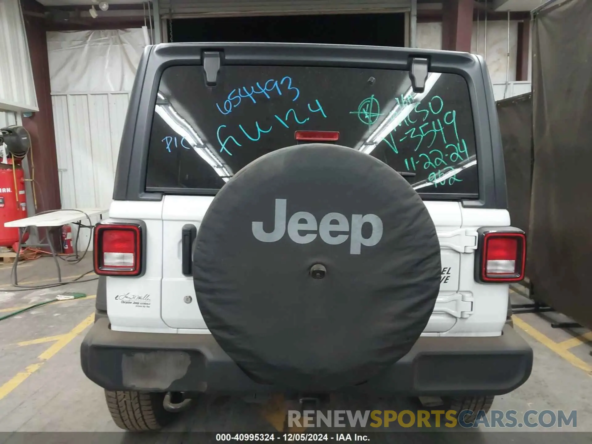 16 Photograph of a damaged car 1C4HJXDG1LW263549 JEEP WRANGLER UNLIMITED 2020