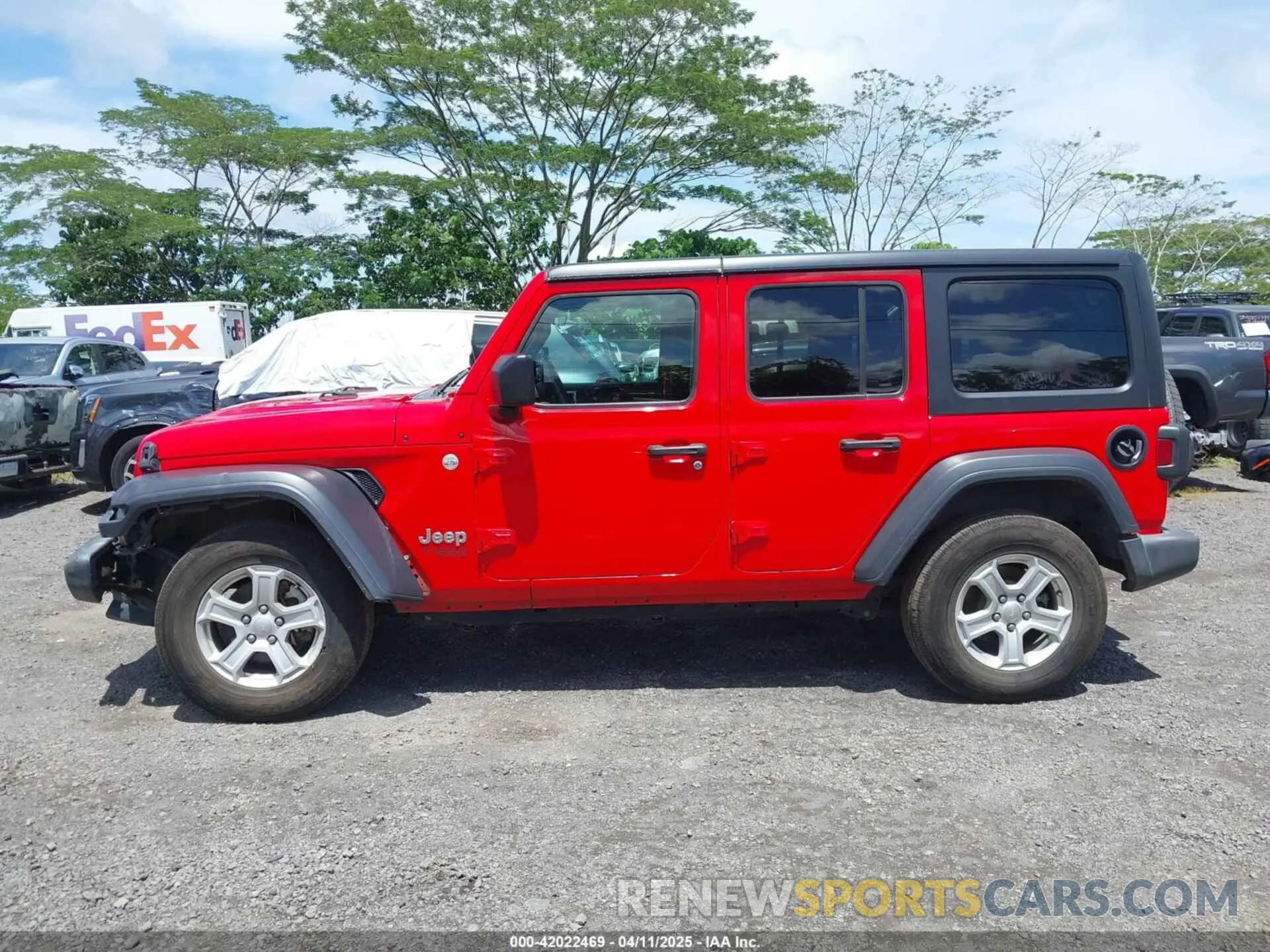 14 Photograph of a damaged car 1C4HJXDG2LW299363 JEEP WRANGLER UNLIMITED 2020