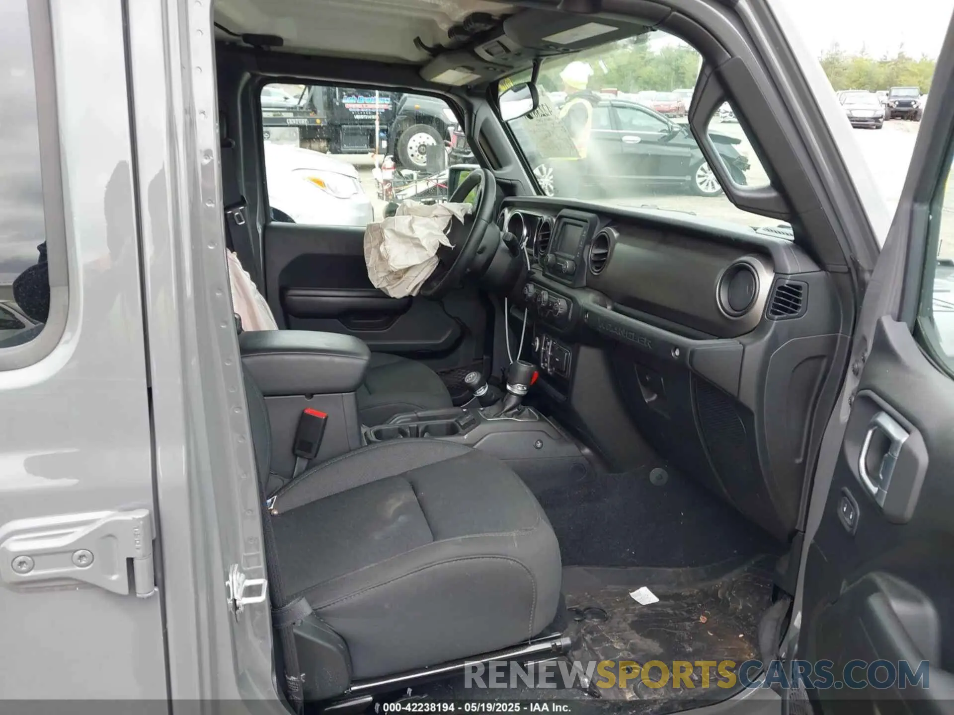 5 Photograph of a damaged car 1C4HJXDG5LW187222 JEEP WRANGLER UNLIMITED 2020