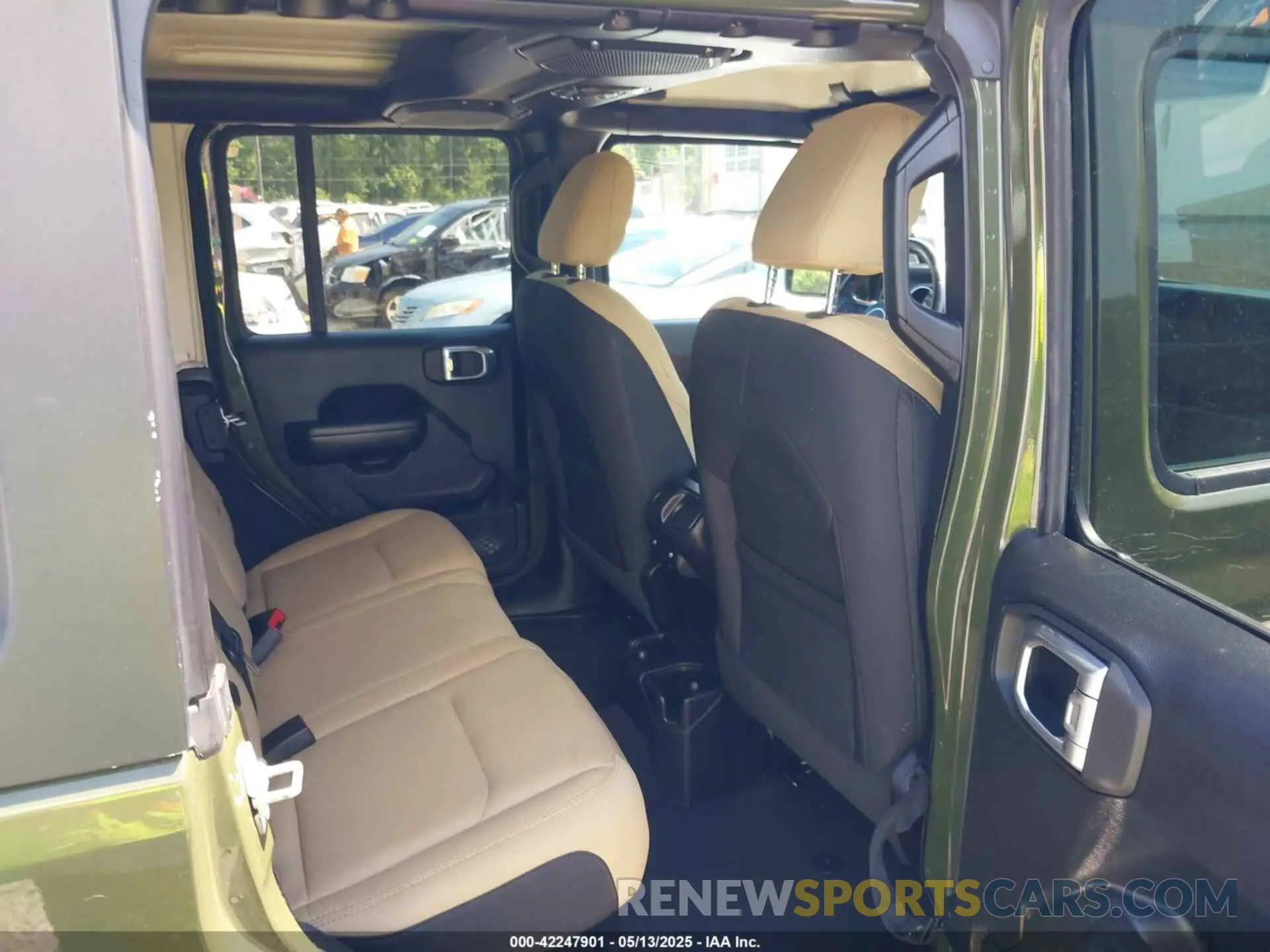 8 Фотография поврежденного автомобиля 1C4HJXDG7LW323902 JEEP WRANGLER UNLIMITED 2020