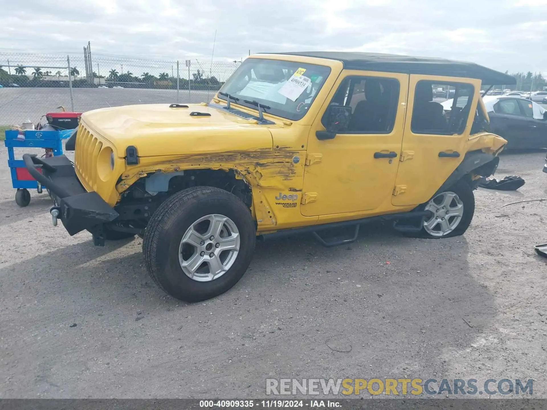 2 Фотография поврежденного автомобиля 1C4HJXDG8LW215899 JEEP WRANGLER UNLIMITED 2020