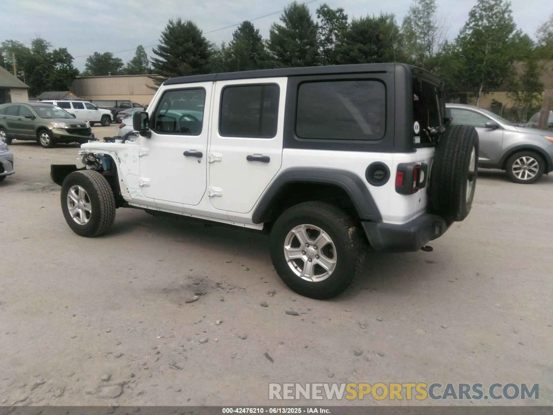 3 Фотография поврежденного автомобиля 1C4HJXDG9LW102950 JEEP WRANGLER UNLIMITED 2020