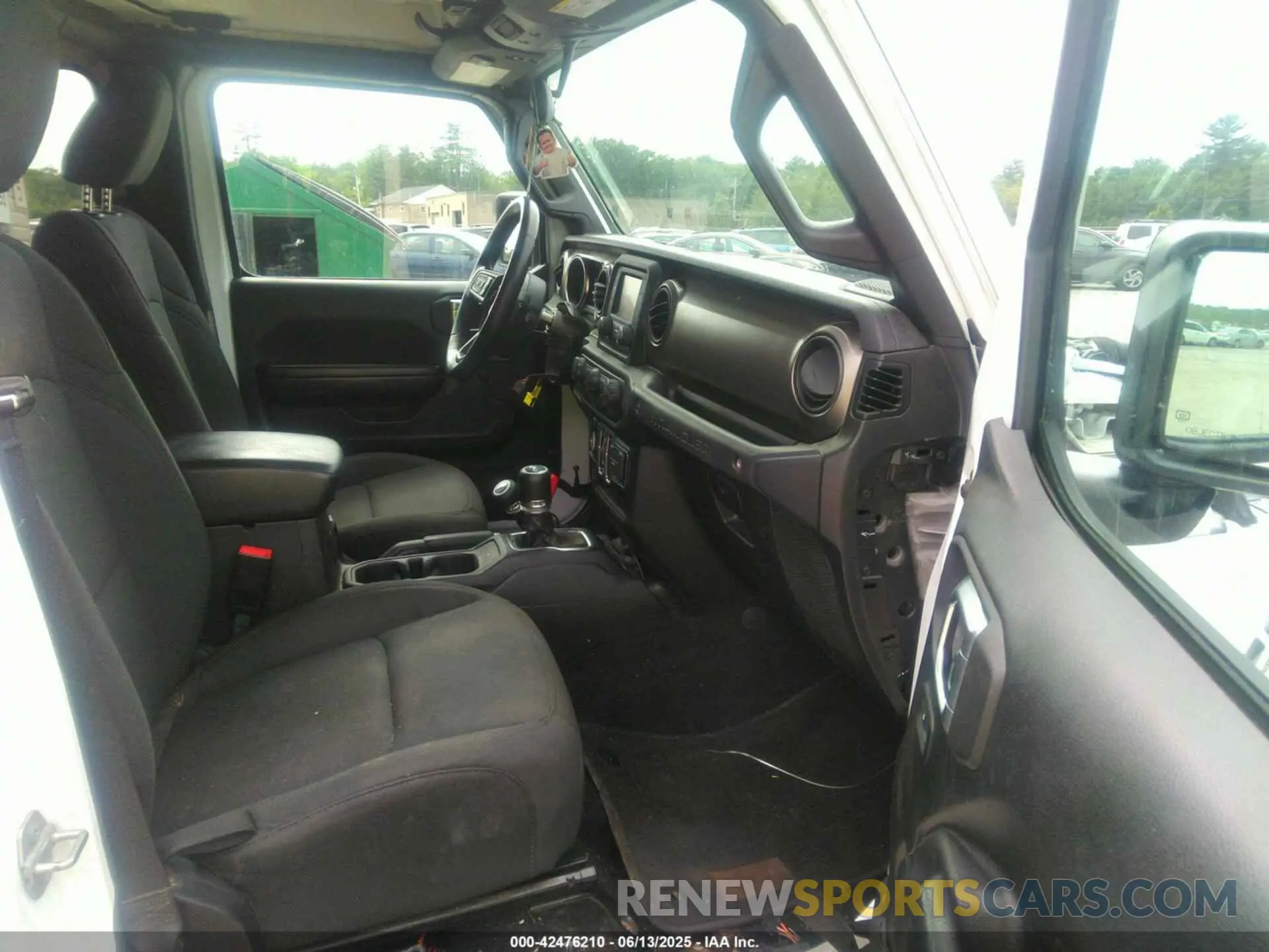 5 Фотография поврежденного автомобиля 1C4HJXDG9LW102950 JEEP WRANGLER UNLIMITED 2020