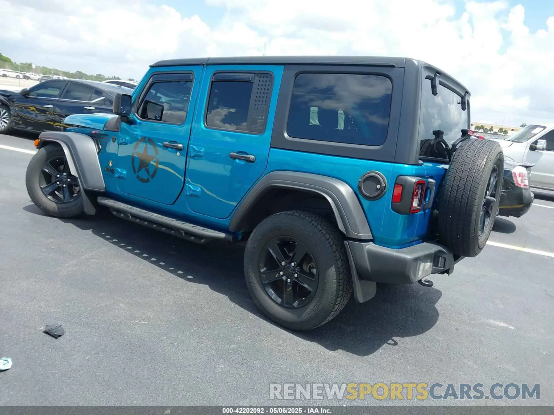3 Photograph of a damaged car 1C4HJXDGXLW317222 JEEP WRANGLER UNLIMITED 2020