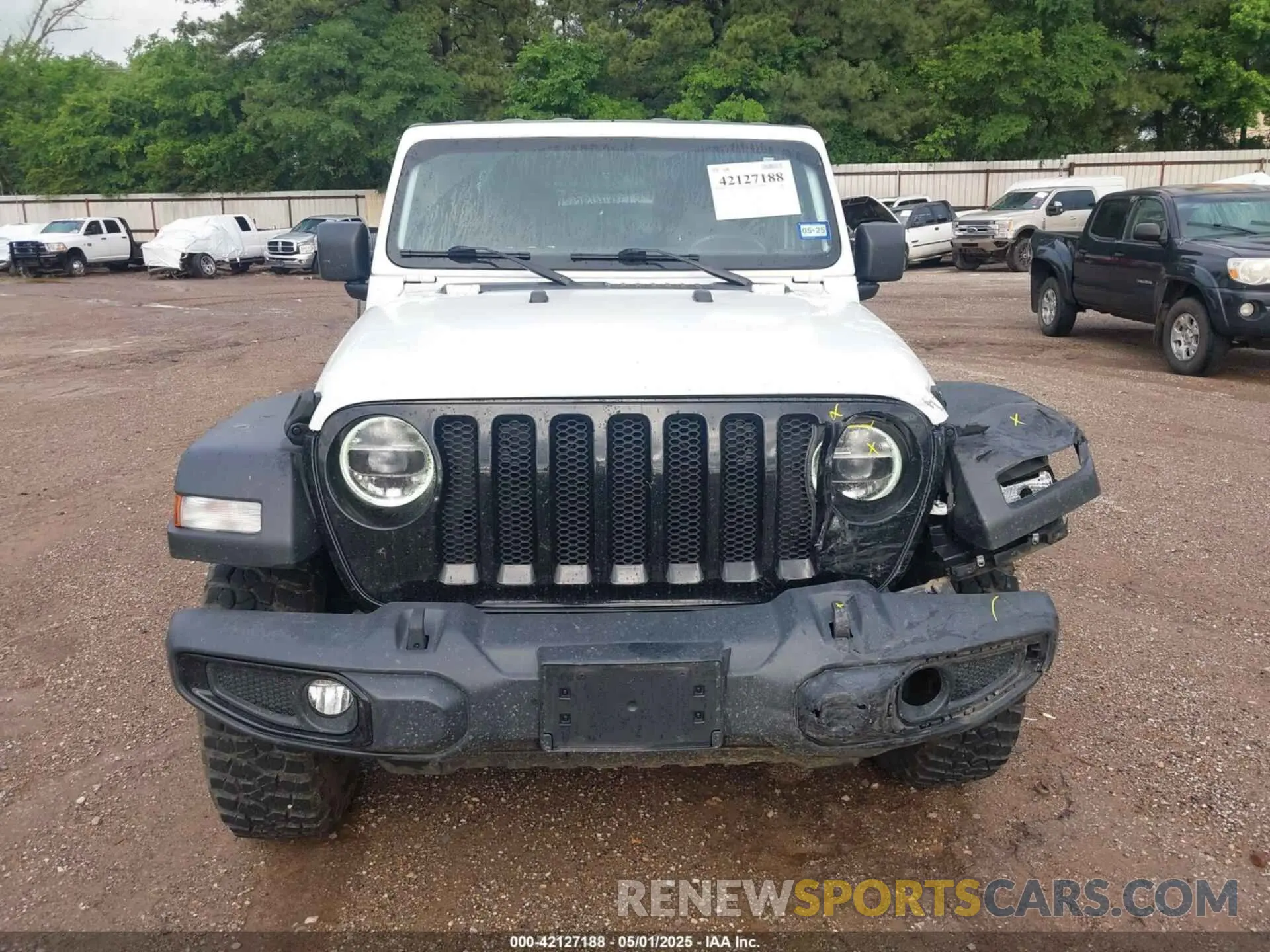 12 Photograph of a damaged car 1C4HJXDGXLW329337 JEEP WRANGLER UNLIMITED 2020