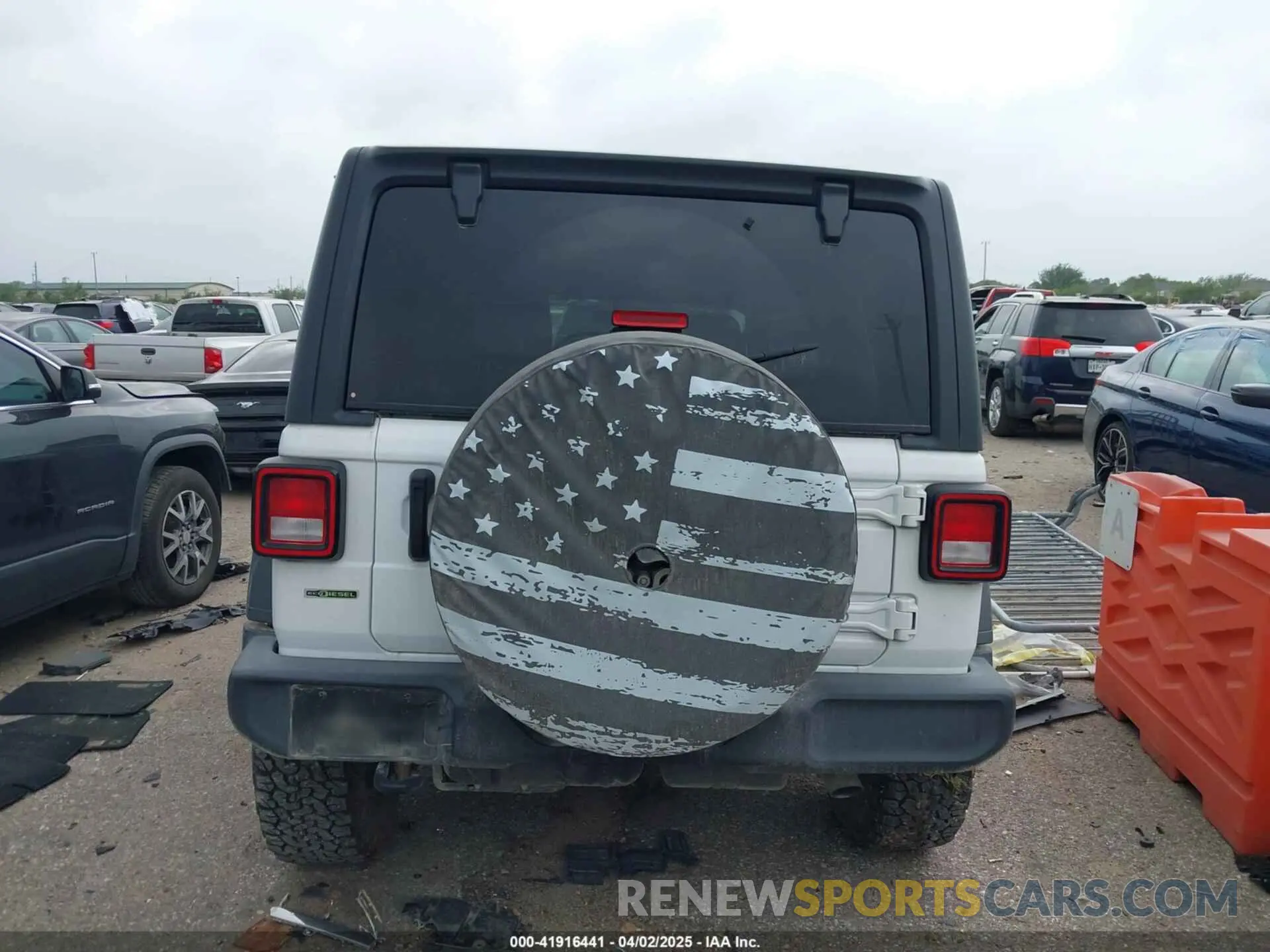 16 Photograph of a damaged car 1C4HJXDM4LW333857 JEEP WRANGLER UNLIMITED 2020