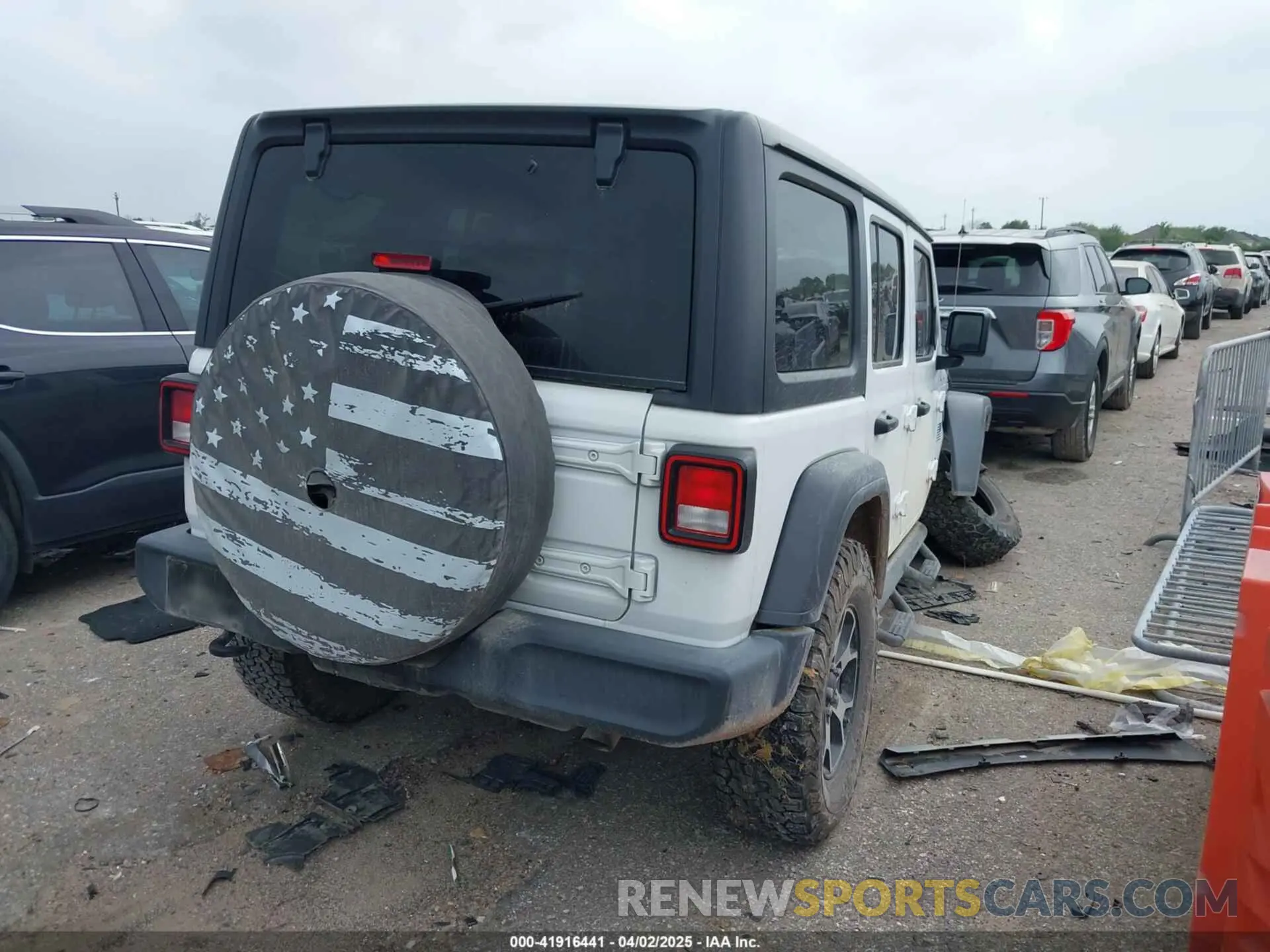 4 Photograph of a damaged car 1C4HJXDM4LW333857 JEEP WRANGLER UNLIMITED 2020